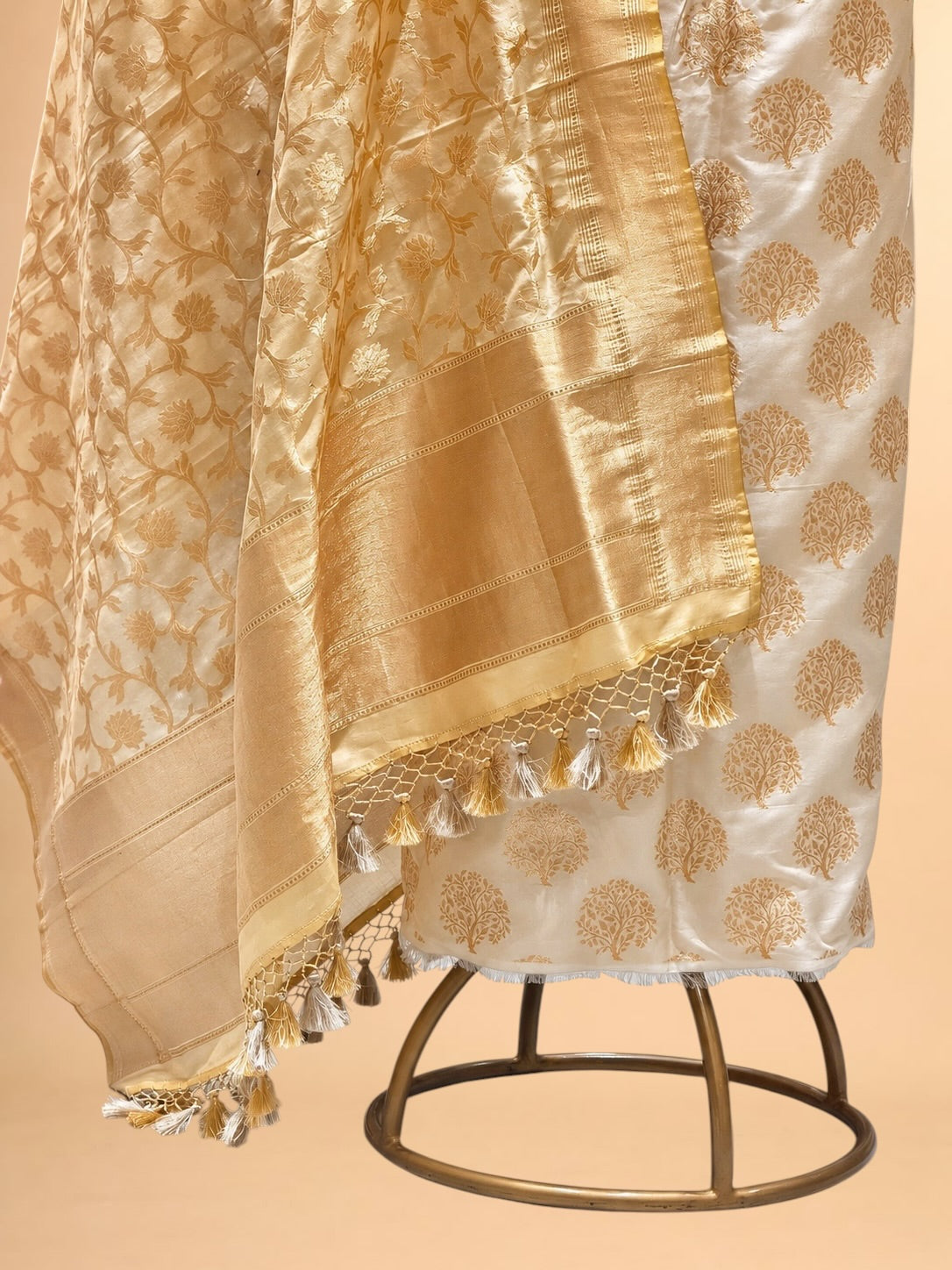 Ivory Pure Katan Silk Suit Set With Organza Jaal Duppatta
