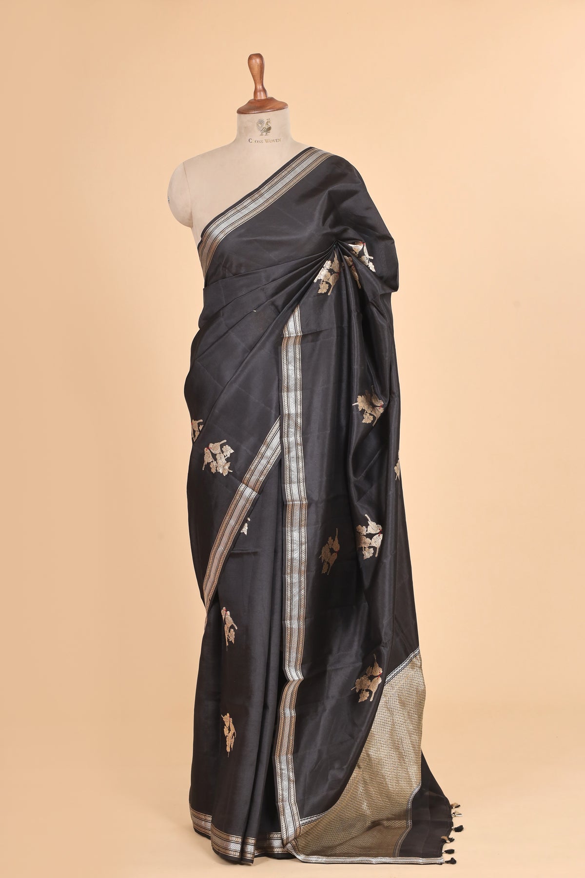 Black Handwoven Pure Banarasi Soft Silk Saree