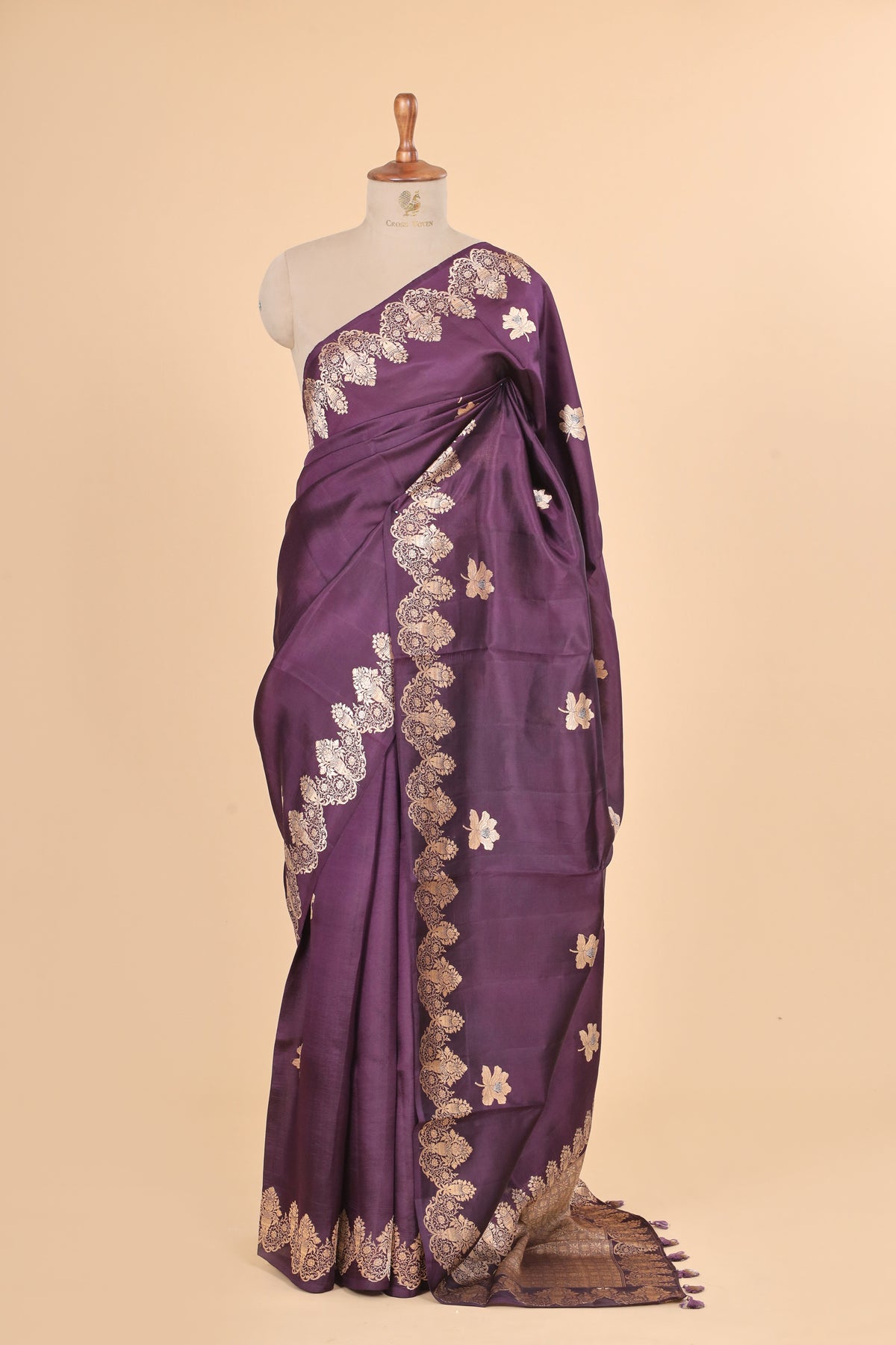 Deep Purple Pure Banrasi Soft Silk Saree With Floral Motifs