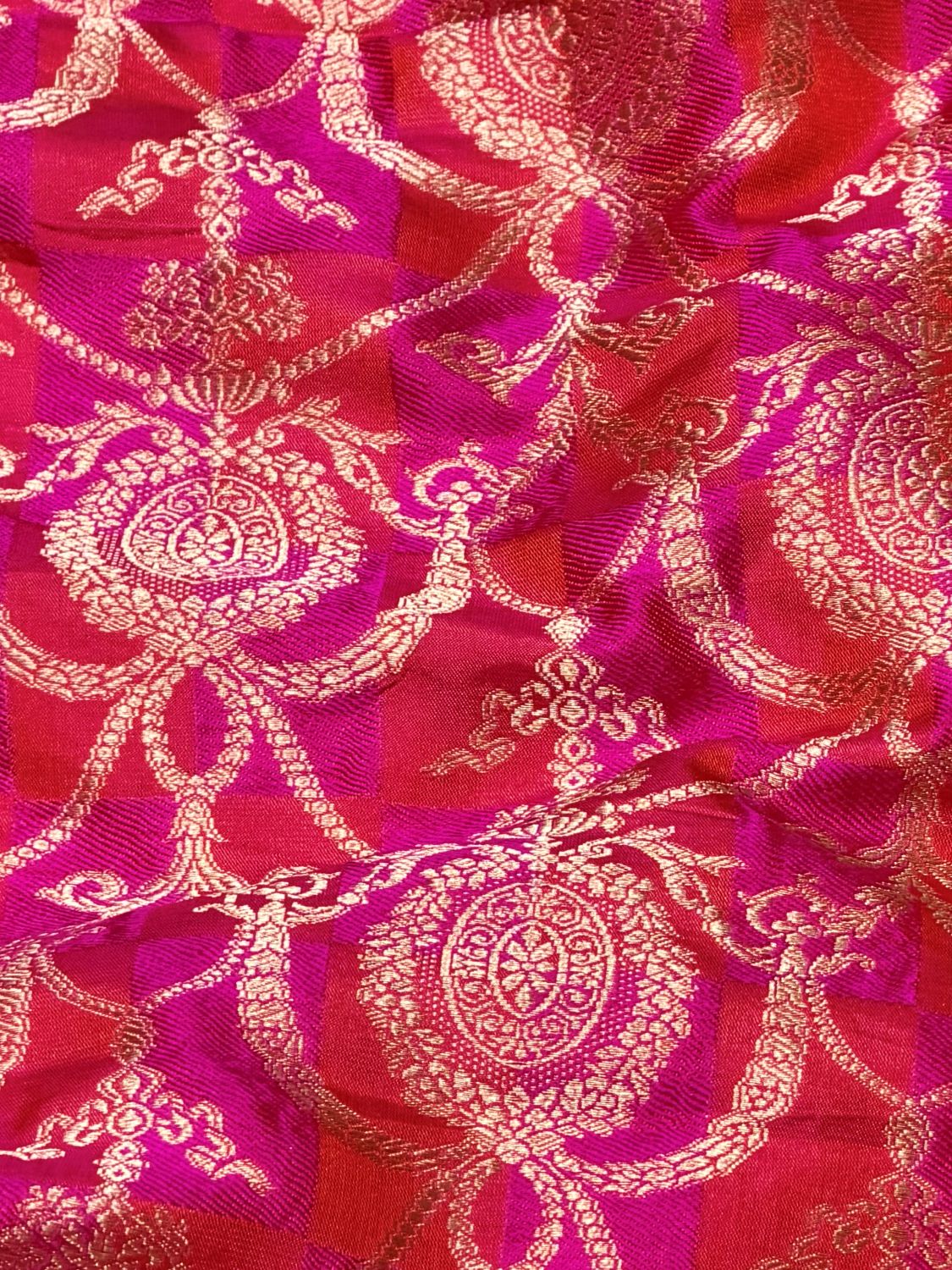 Pink Rangkaat Weaving Katan Silk Fabric