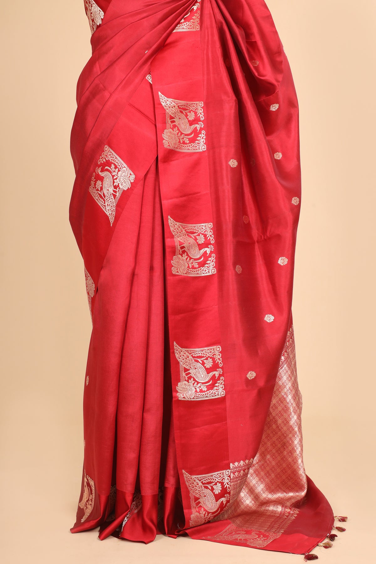 Red Handwoven Pure Banarasi Soft Silk Saree