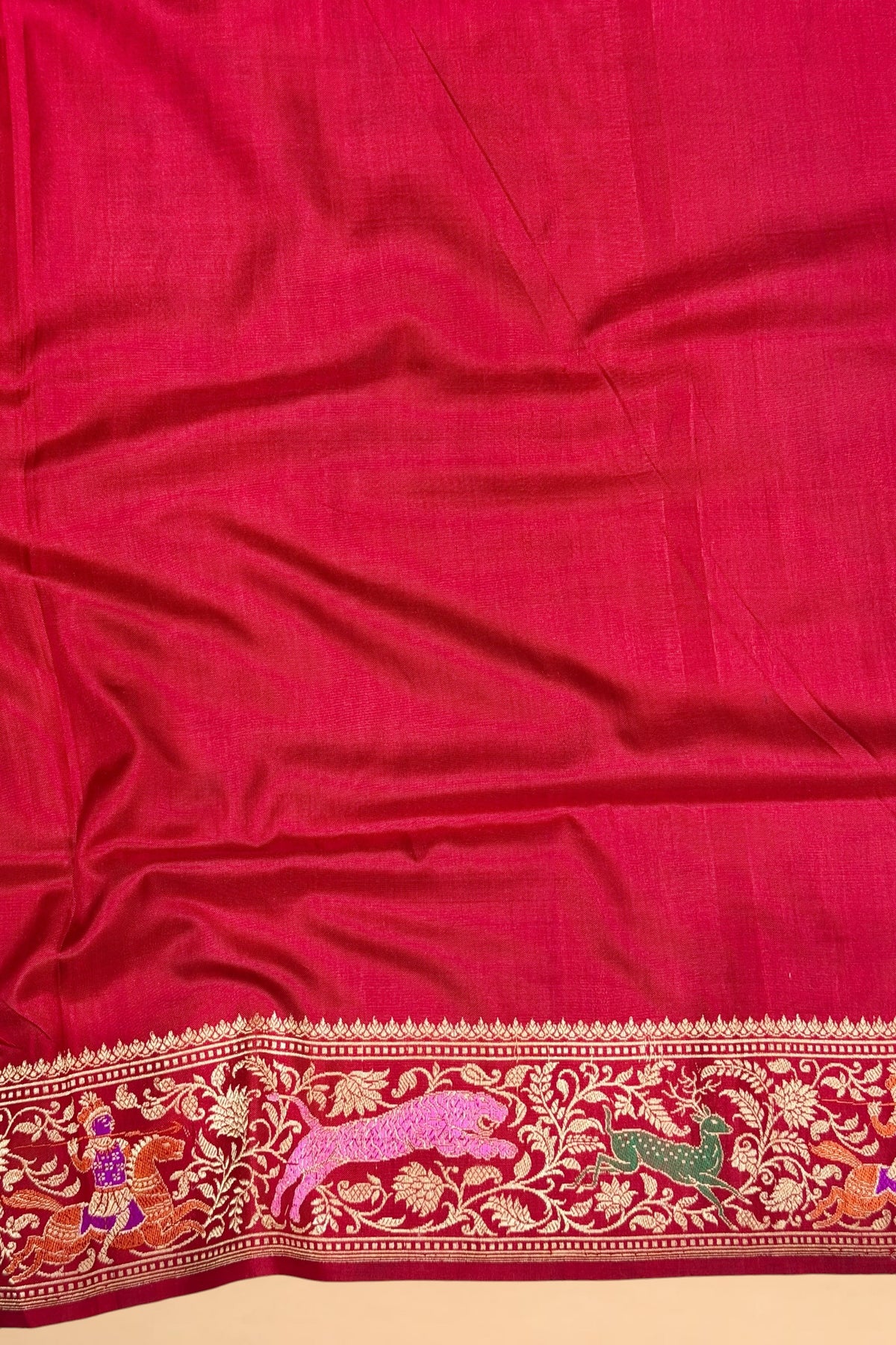 Red Meenakari Shikarghah Banarasi Pure Katan Silk Saree