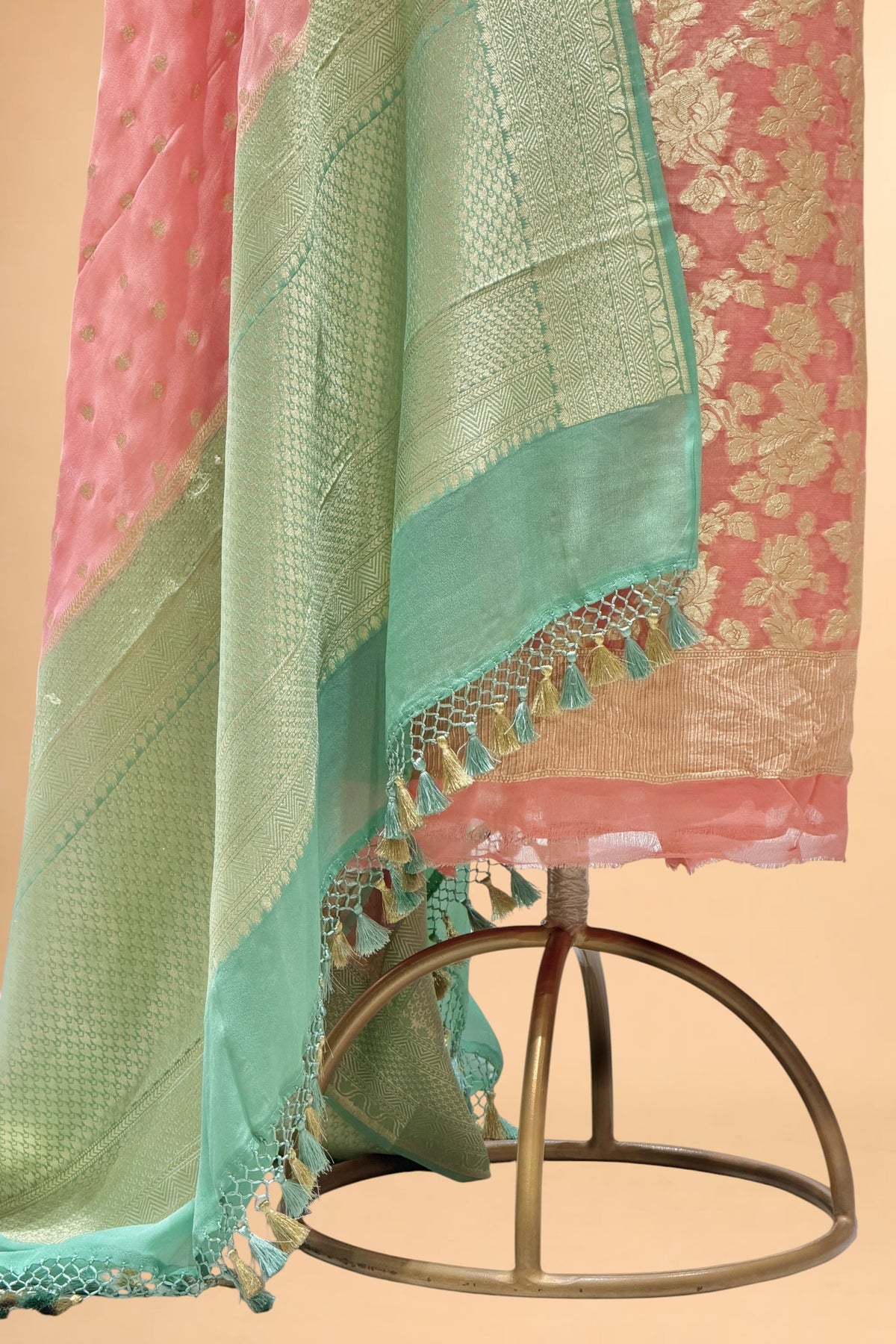 Peach Pure Georgette Suit Set with Contrast Border Dupatta