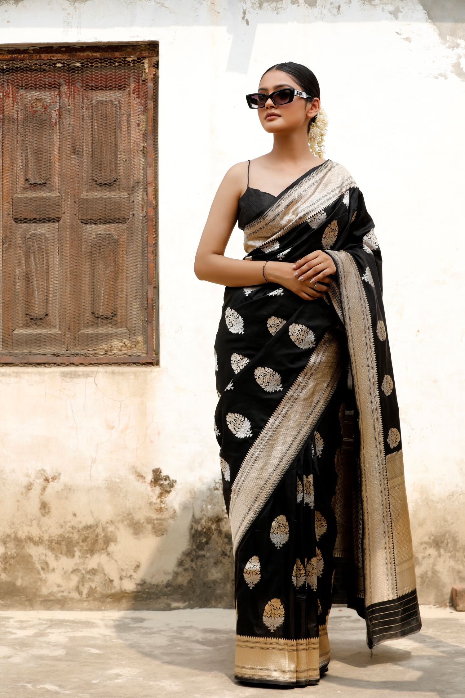 Black Banarasi Katan Silk Sona Rupa Saree