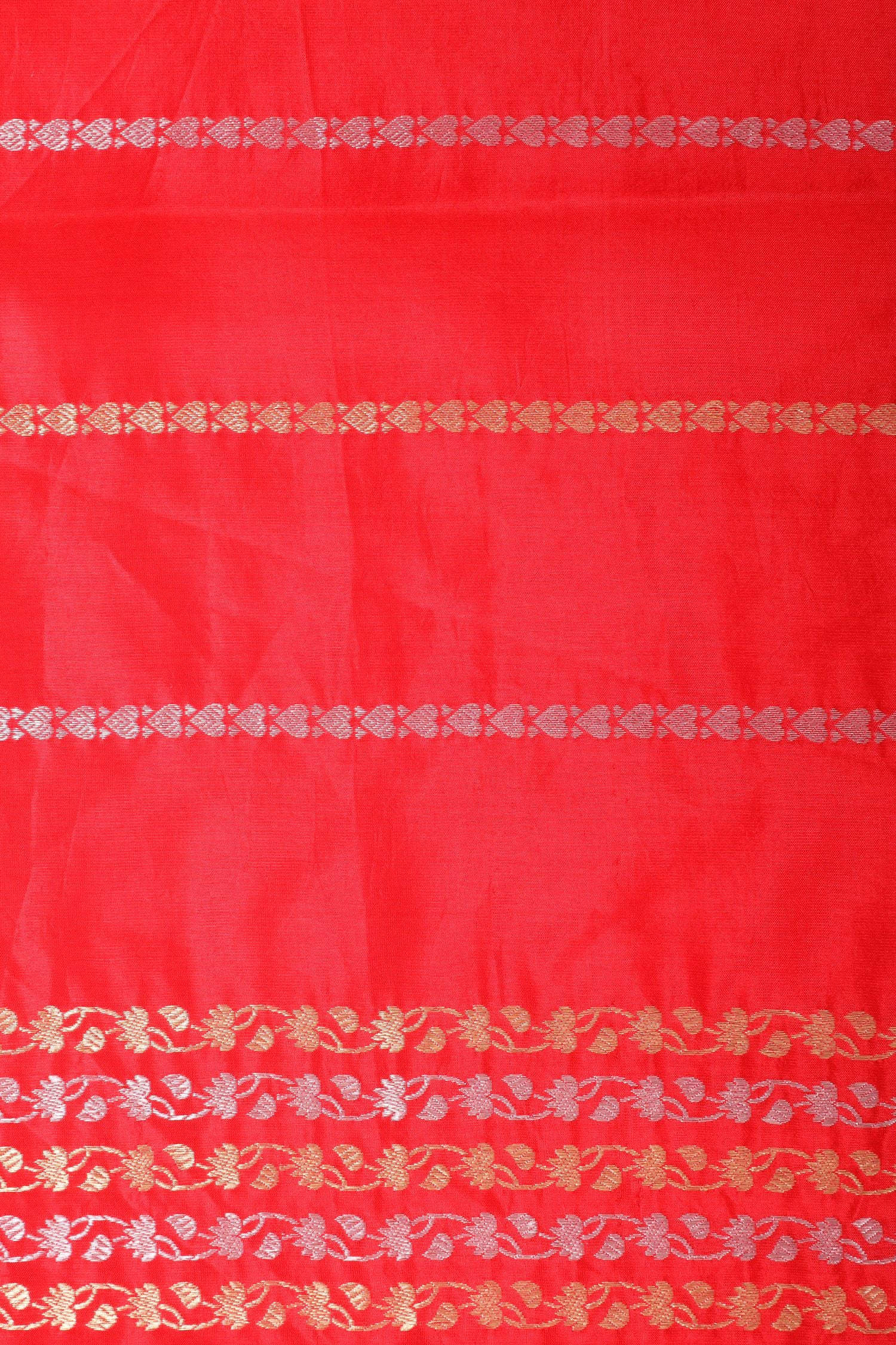 Red Handwoven Pure Banarasi Soft Silk Saree
