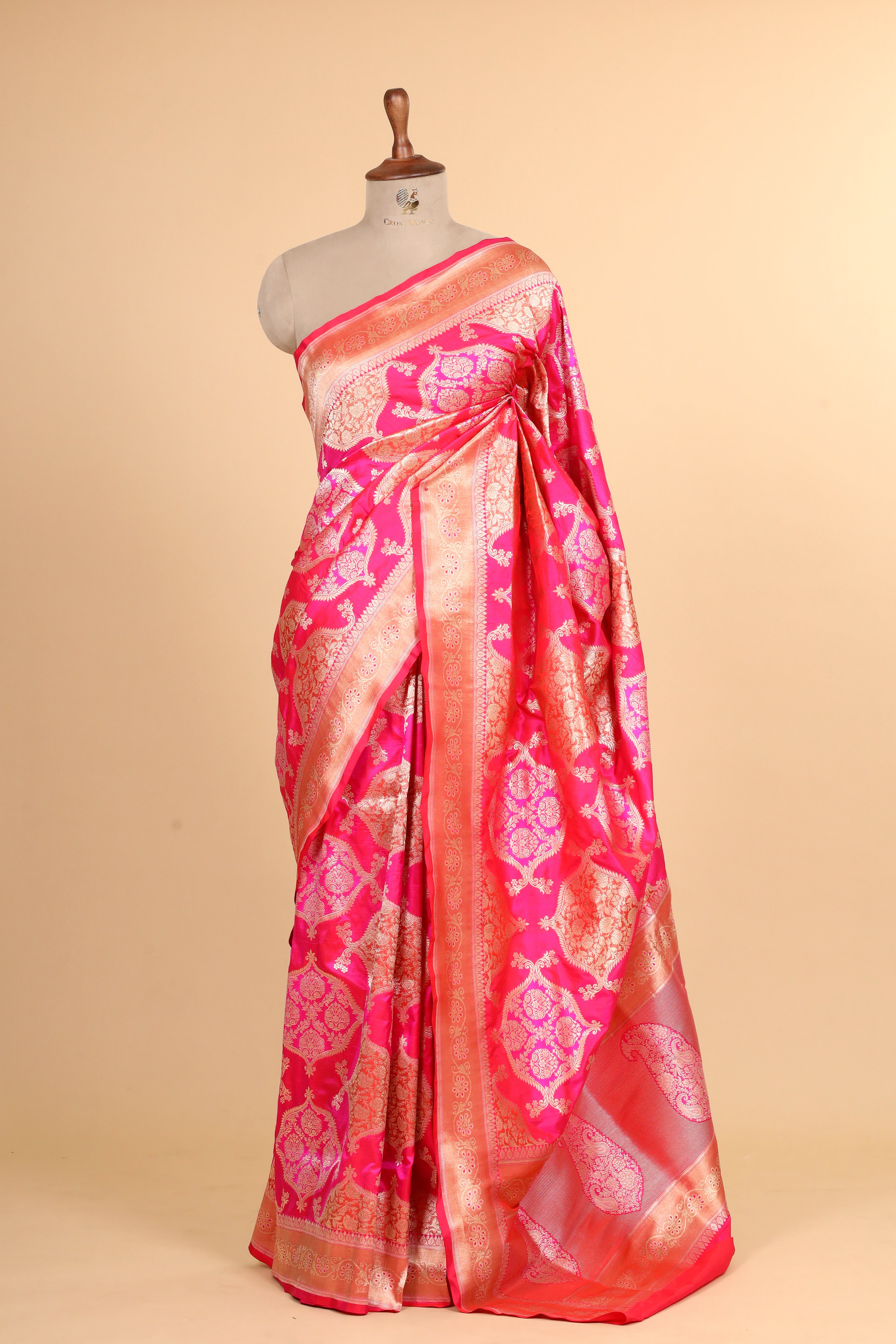 Rangkaat Dual Tone Pink-Red Handwoven Pure Banarasi Katan Silk Saree