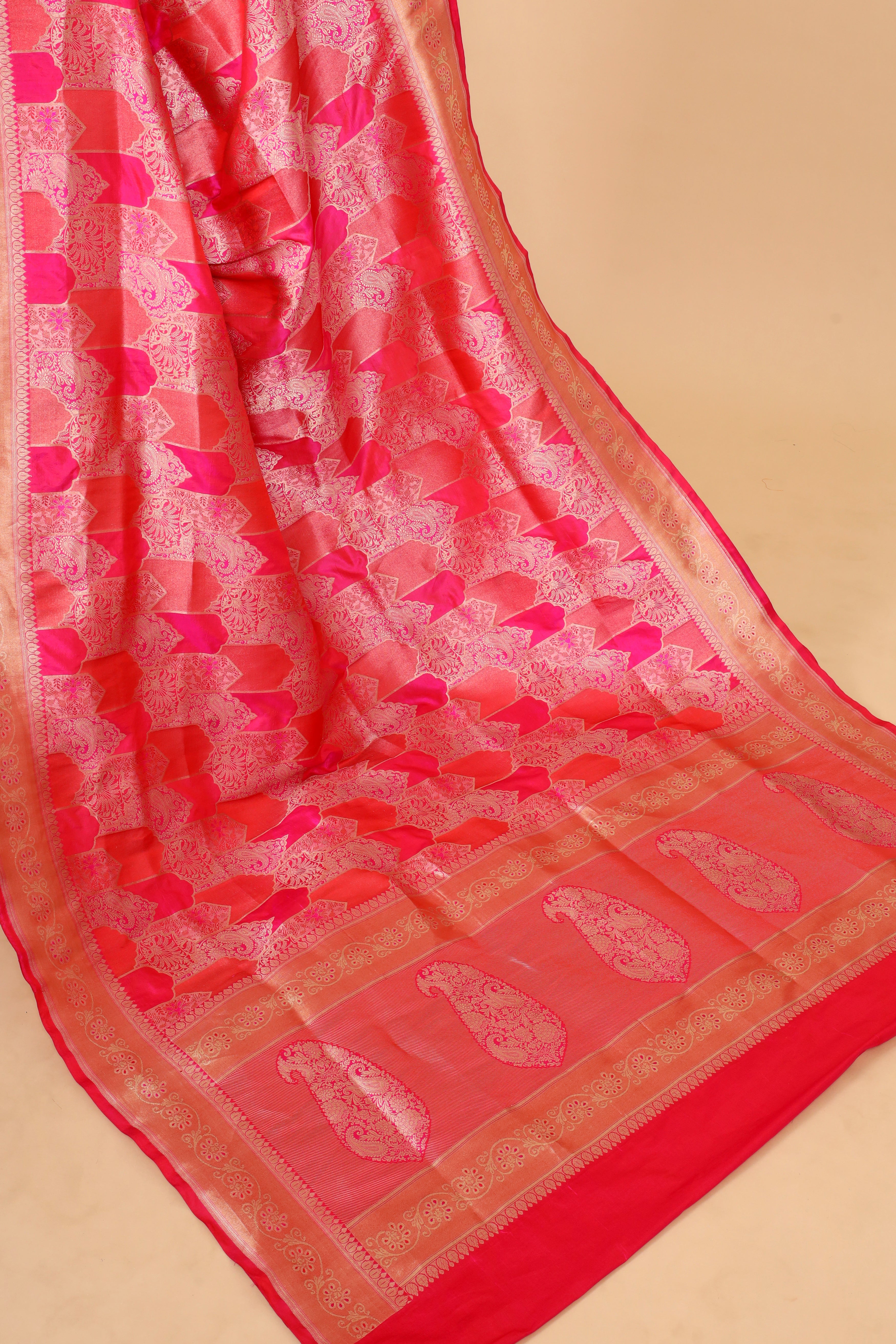 Pink Rangkaat Style Handwoven Pure Banarasi Katan Silk Saree