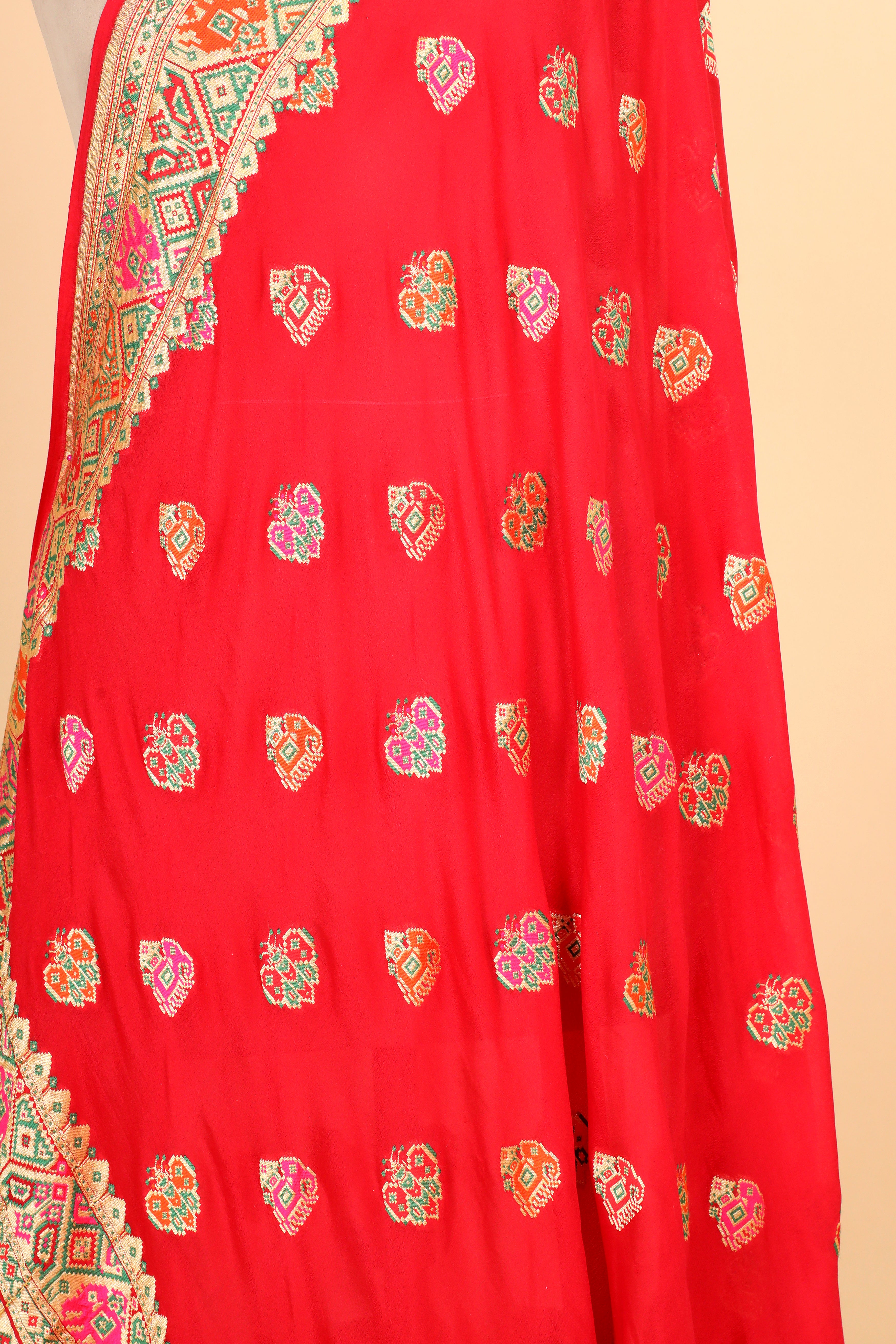 Red Shikarghah Meenakari Georgette Khaddi Banarasi Handloom Dupatta