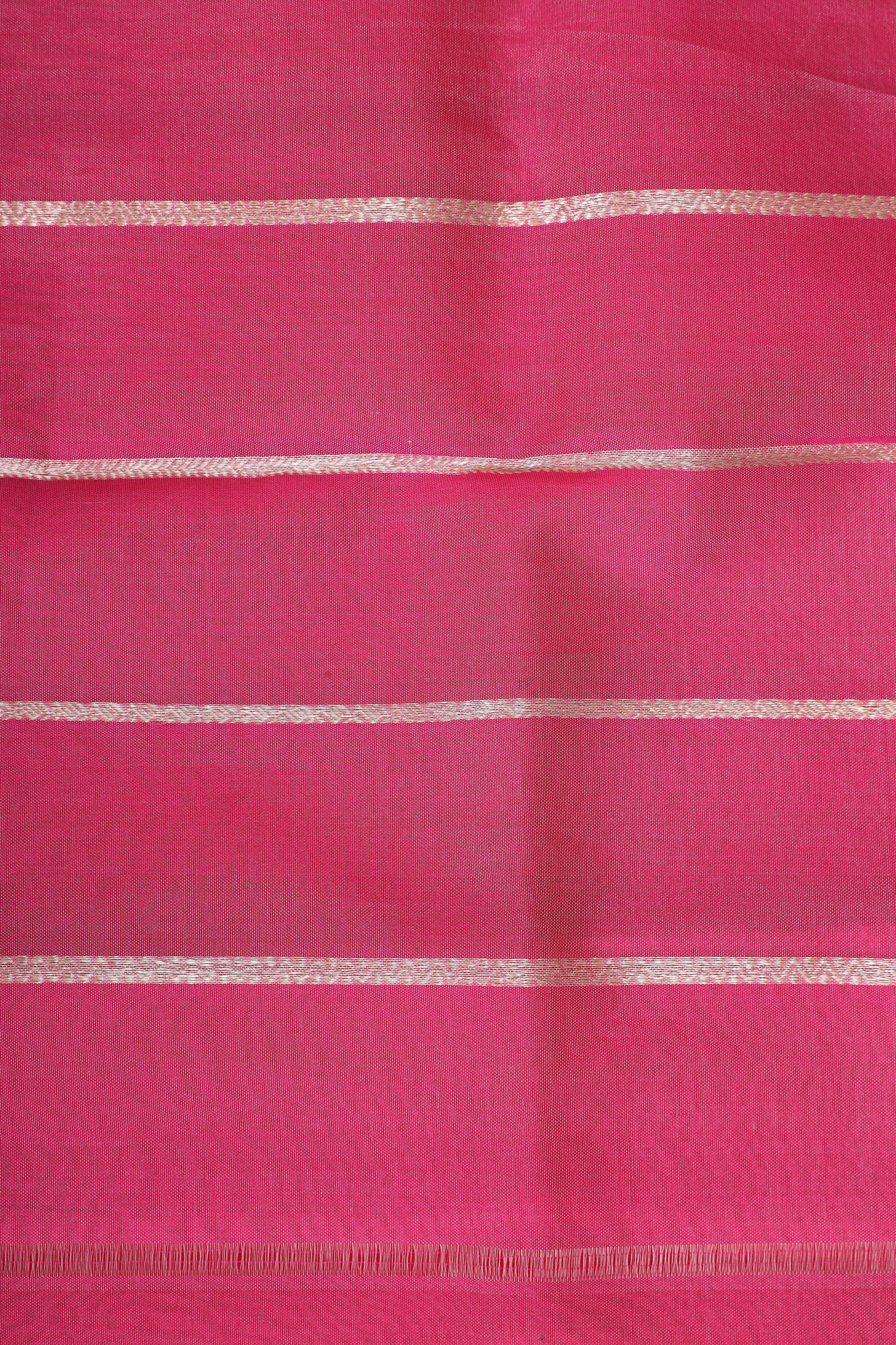 Champagne Tissue Silk Saree With Leheriya Pattern