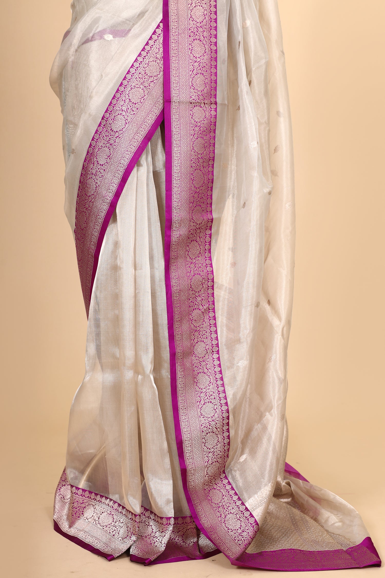 Champagne Tissue Silk Saree With Maggenta Contrast Border