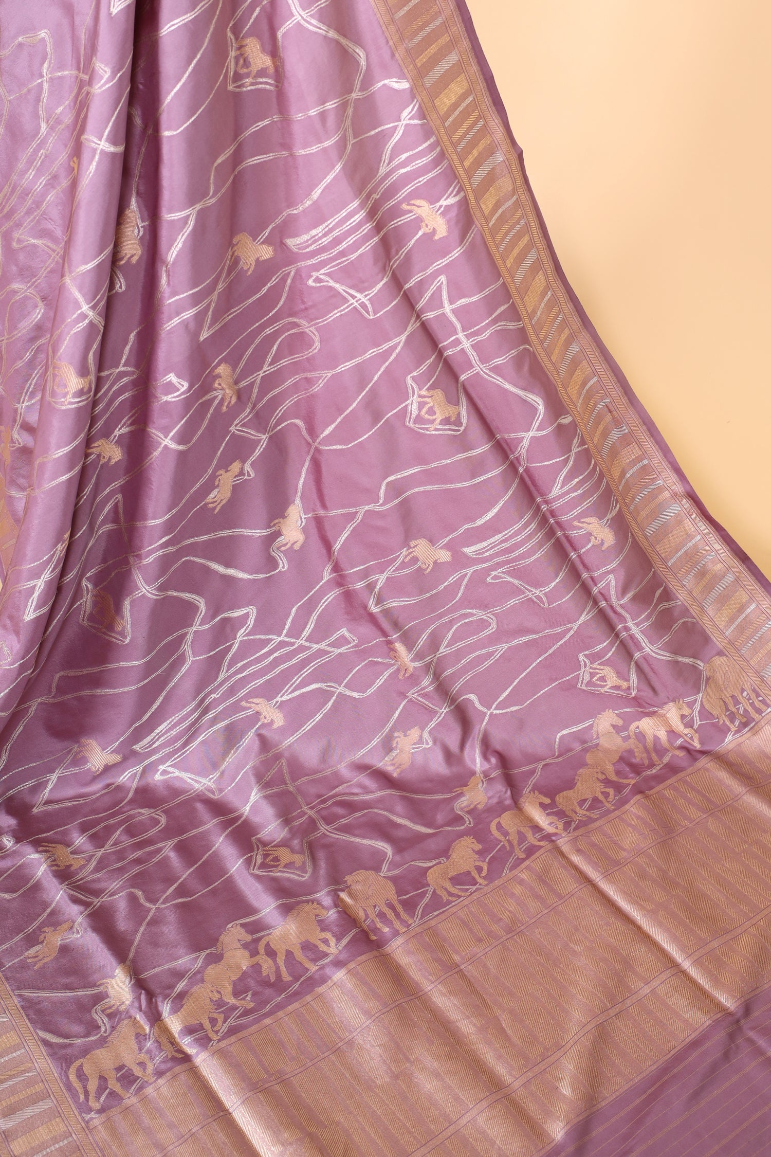 Lavender Handwoven Pure Banarasi Katan Silk Saree