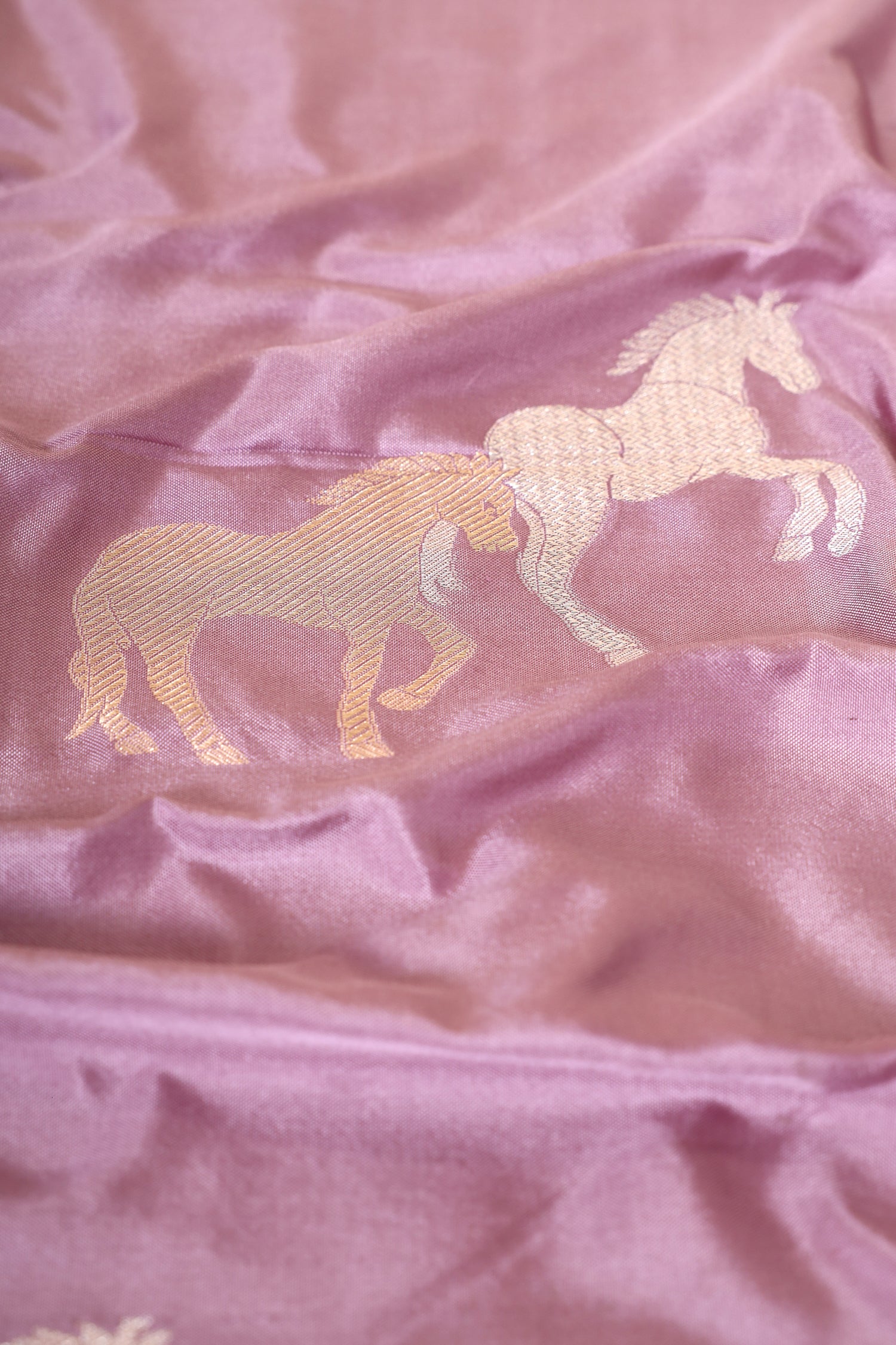 Lavender Handwoven Pure Banarasi Katan Silk Saree