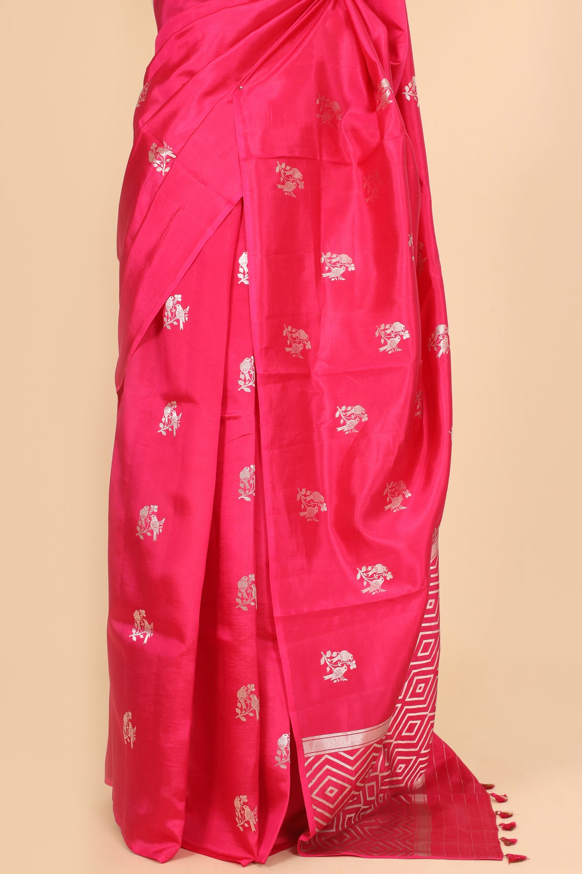 Bright Pink Handwoven Pure Banarasi Soft Silk Saree