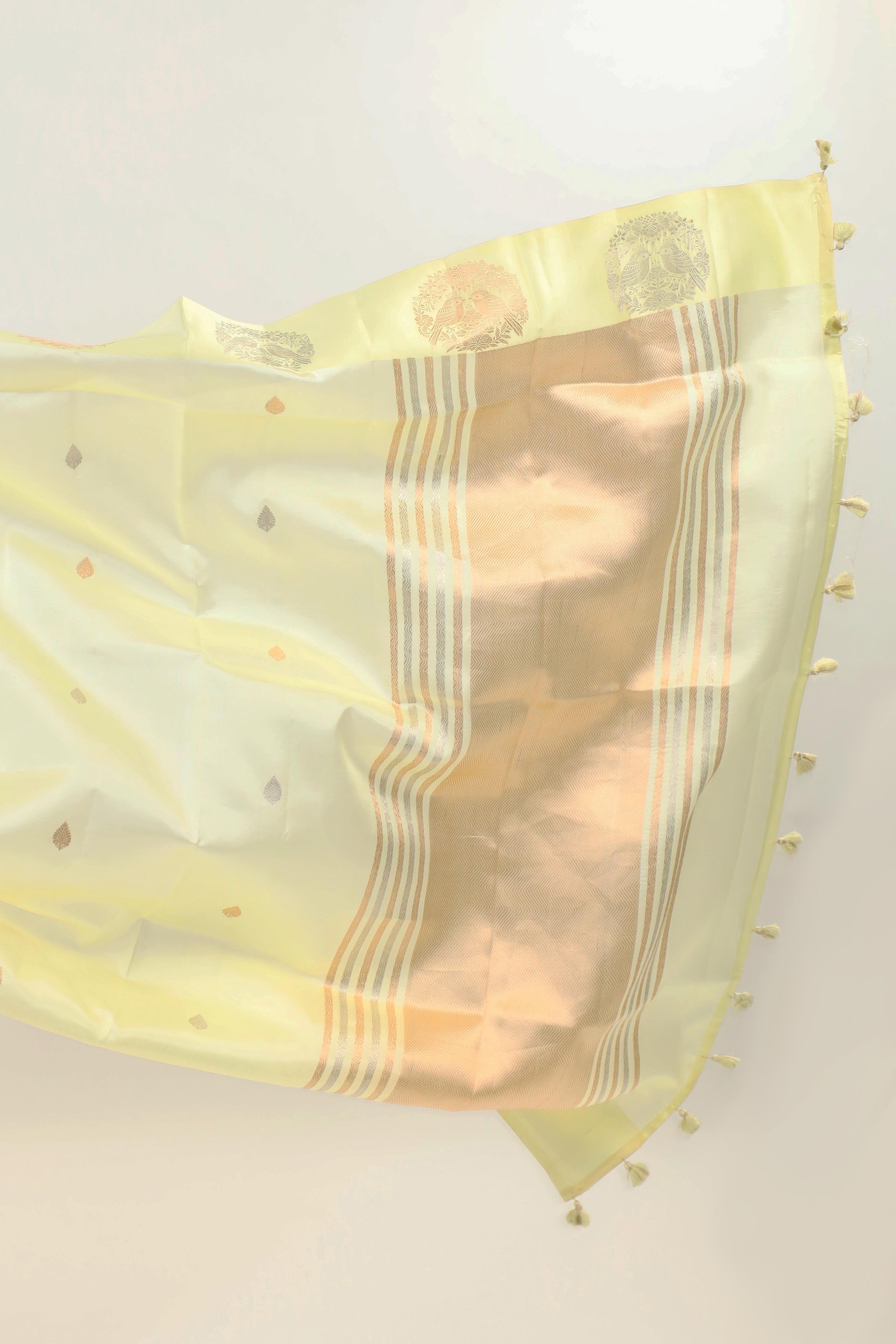 Butter Yellow Handwoven Pure Banarasi Soft Silk Saree