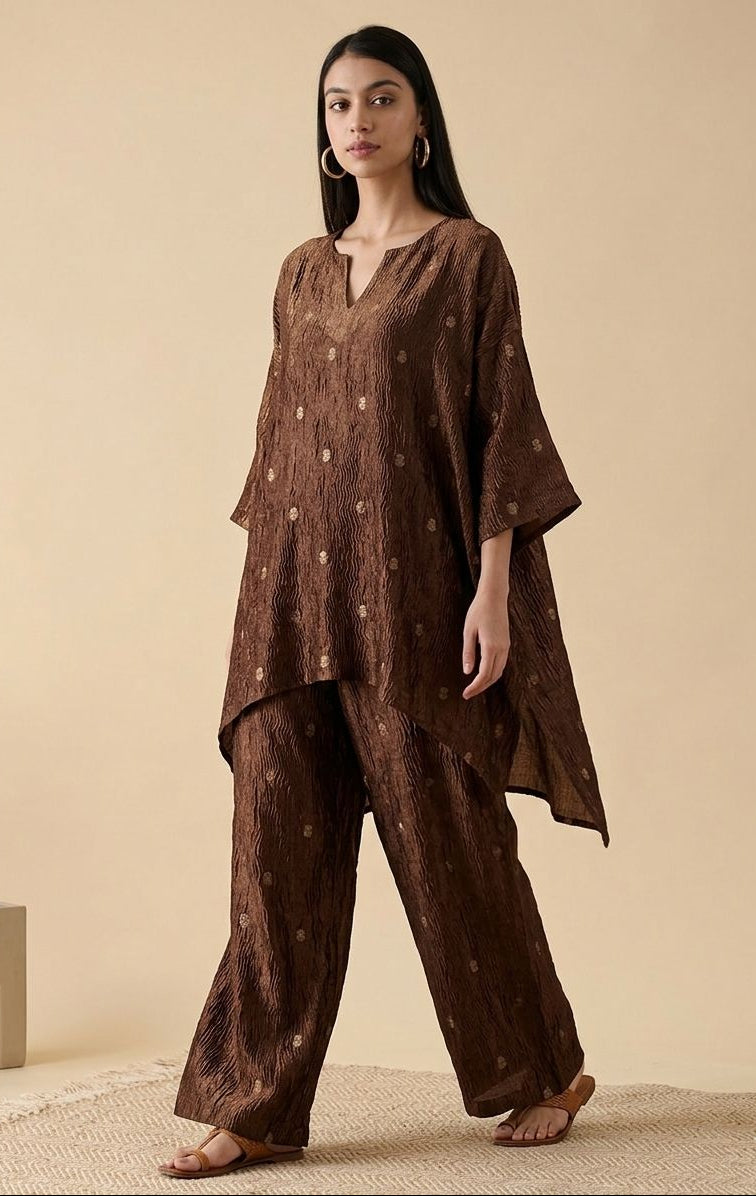 Deep Purple Gold Crushed Tissue Fabric with Gold Zari Floral Motifs