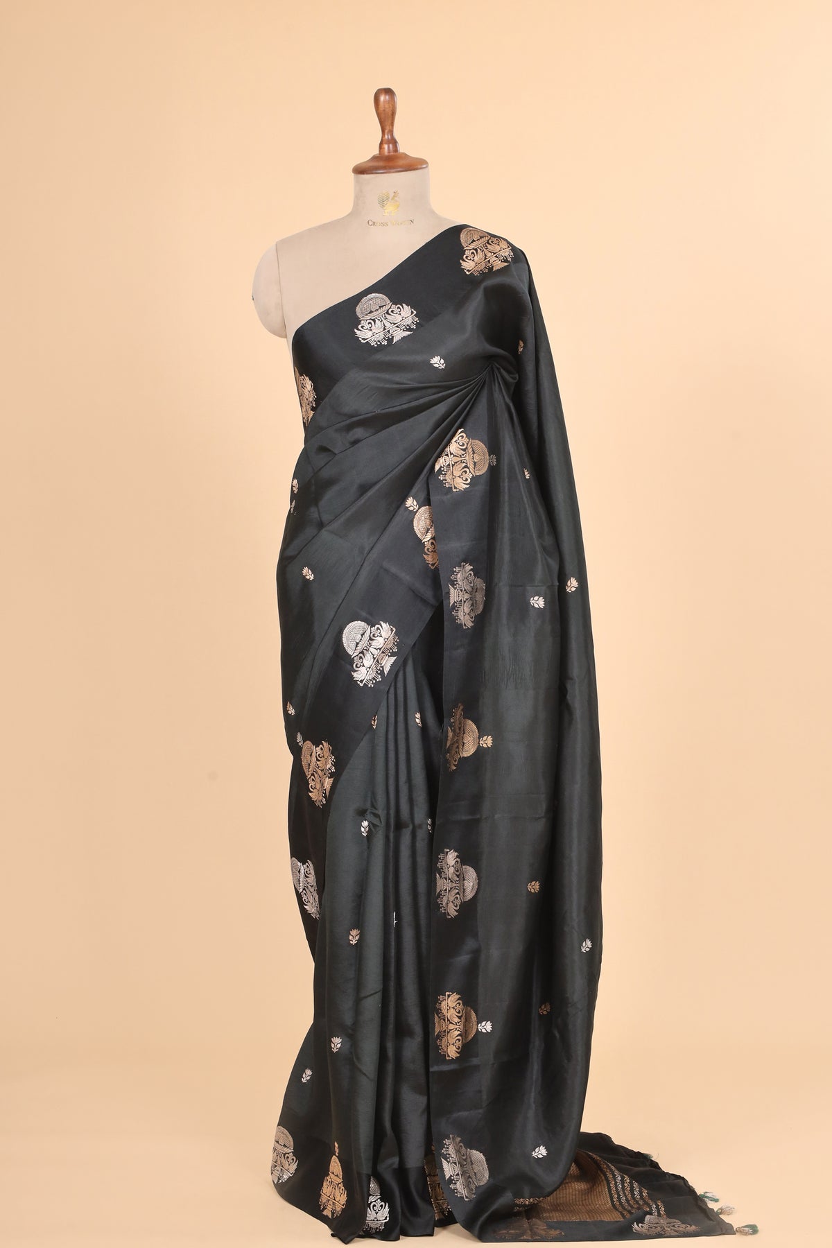 Black Handwoven Pure Banarasi  Soft Silk Saree