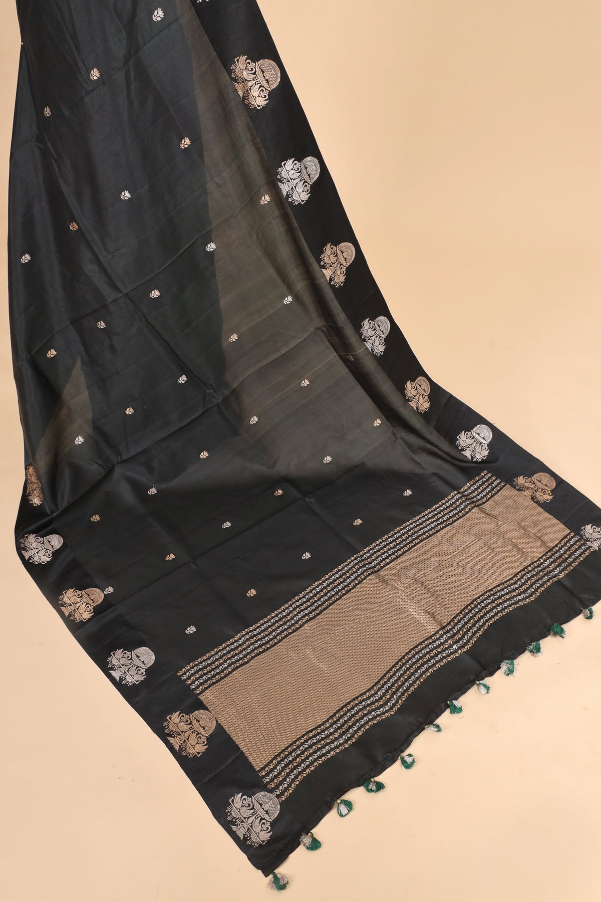 Black Handwoven Pure Banarasi  Soft Silk Saree