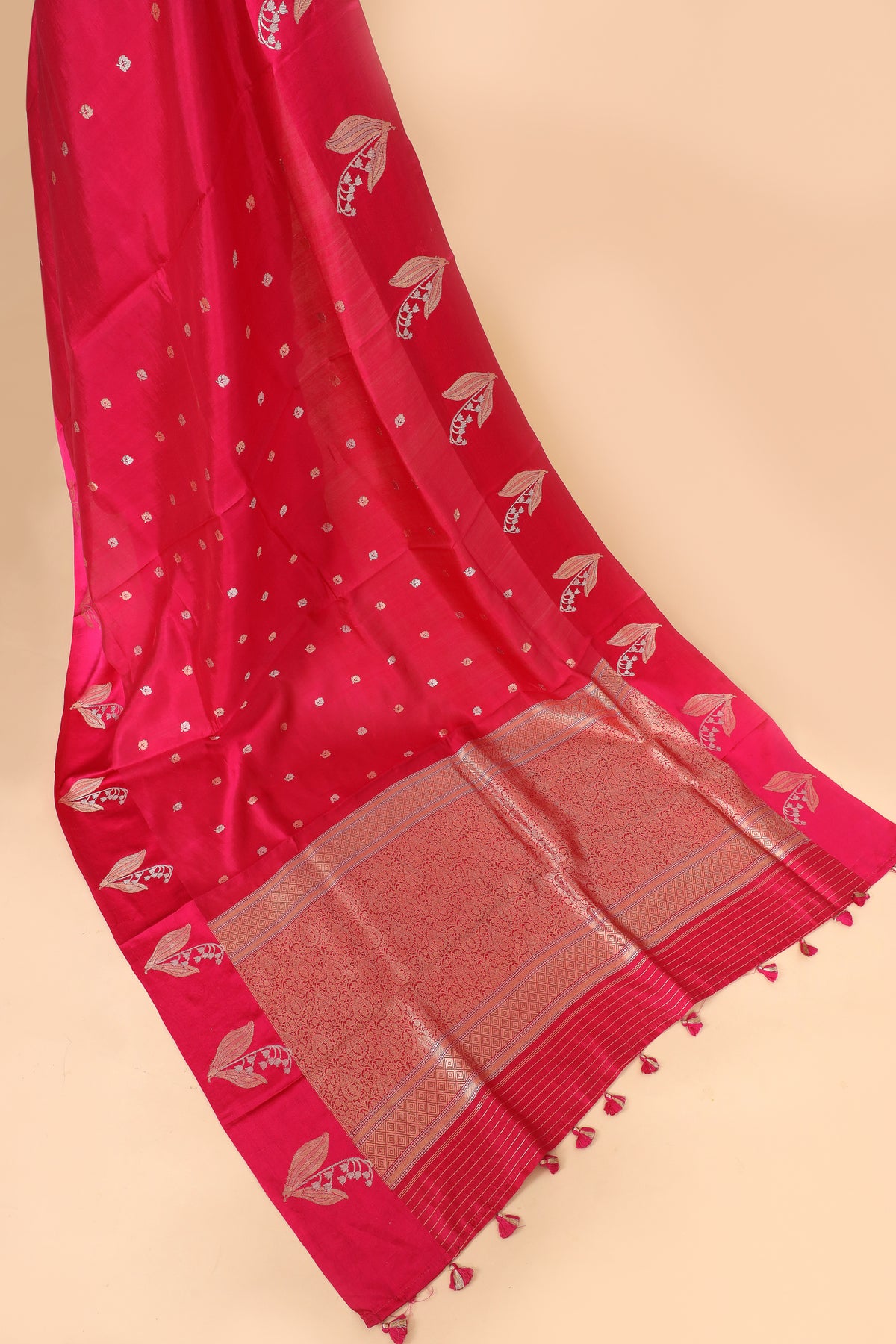Pink Handwoven Pure Banarasi  Soft Silk Saree