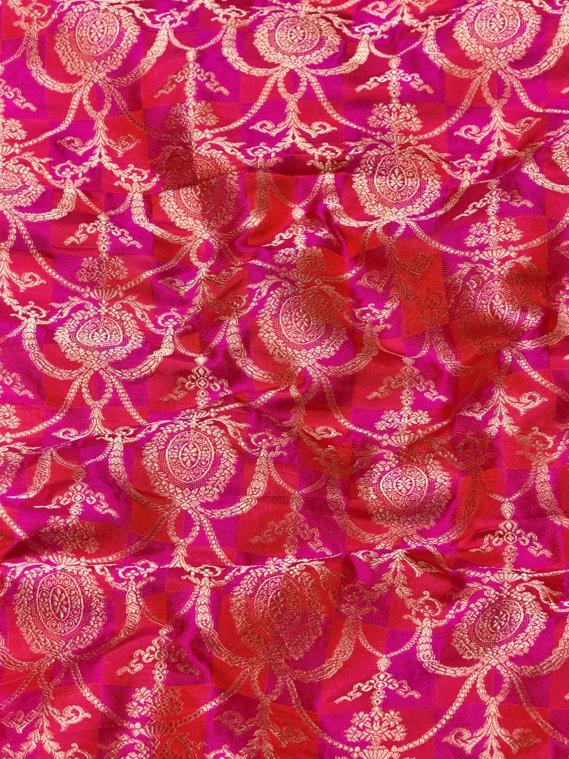 Pink Rangkaat Weaving Katan Silk Fabric