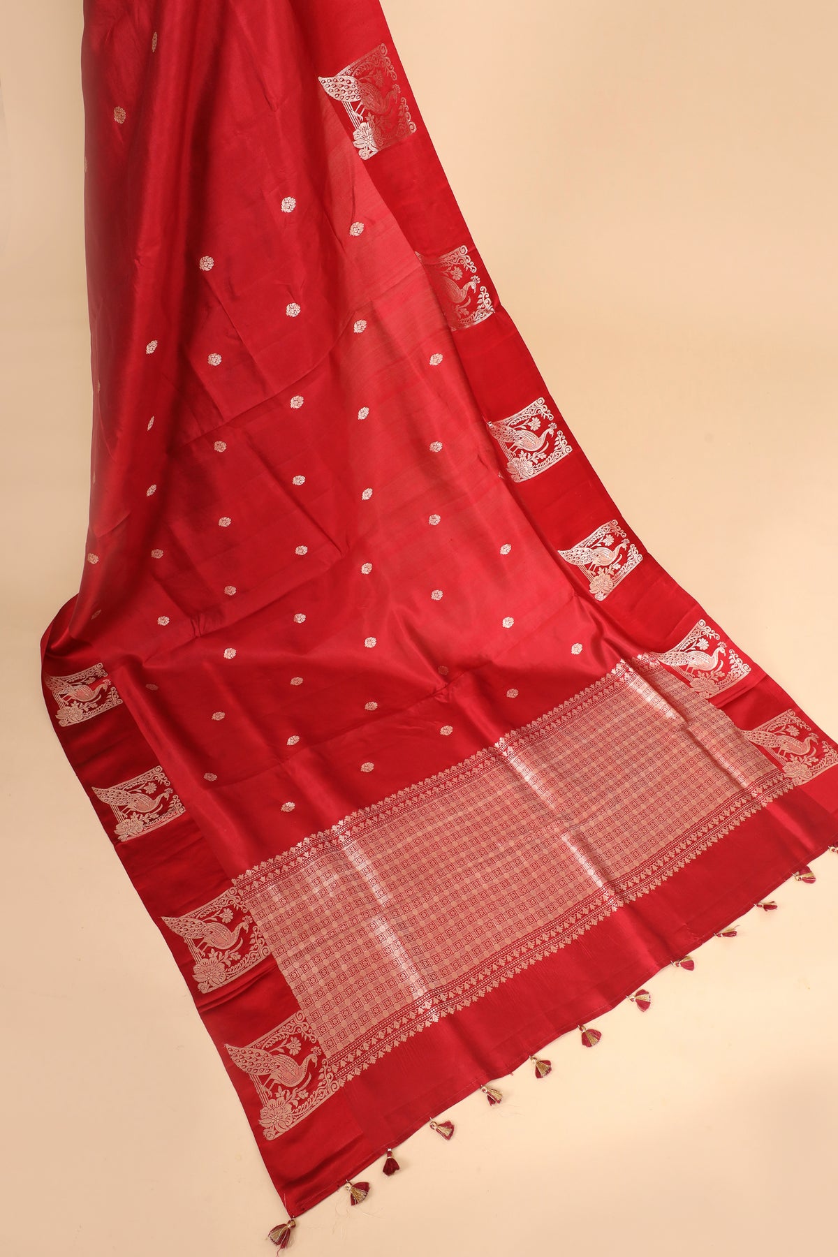 Red Handwoven Pure Banarasi Soft Silk Saree