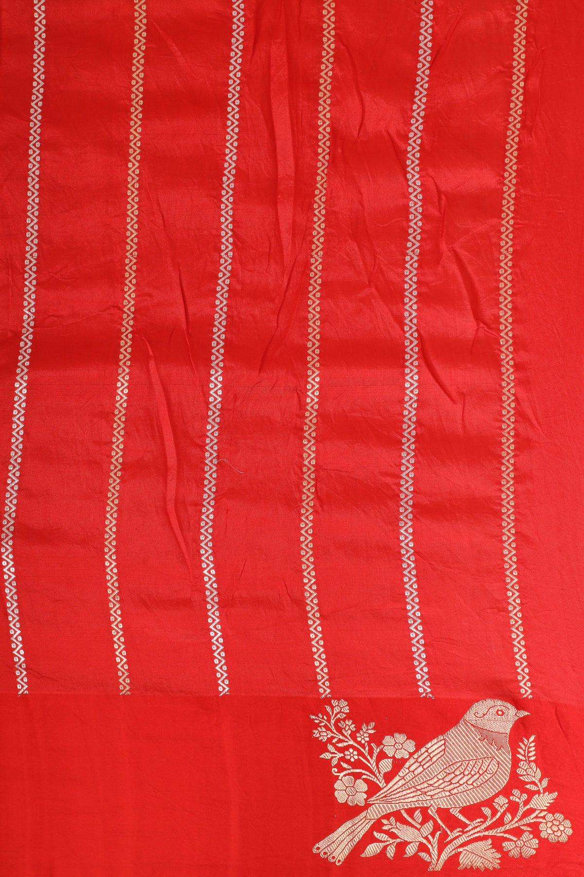 Red Pure Banrasi Soft Silk Saree With Bird Motifs