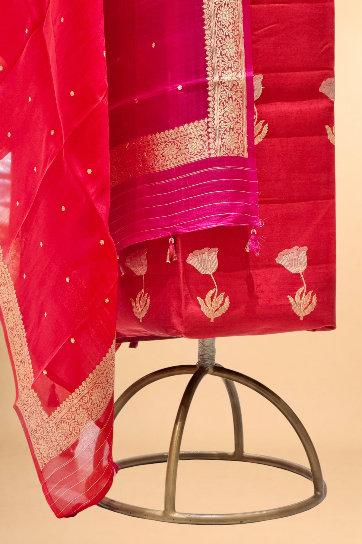 Red Pure Chiniya Silk Suit Set with ombré Dye Dupatta 