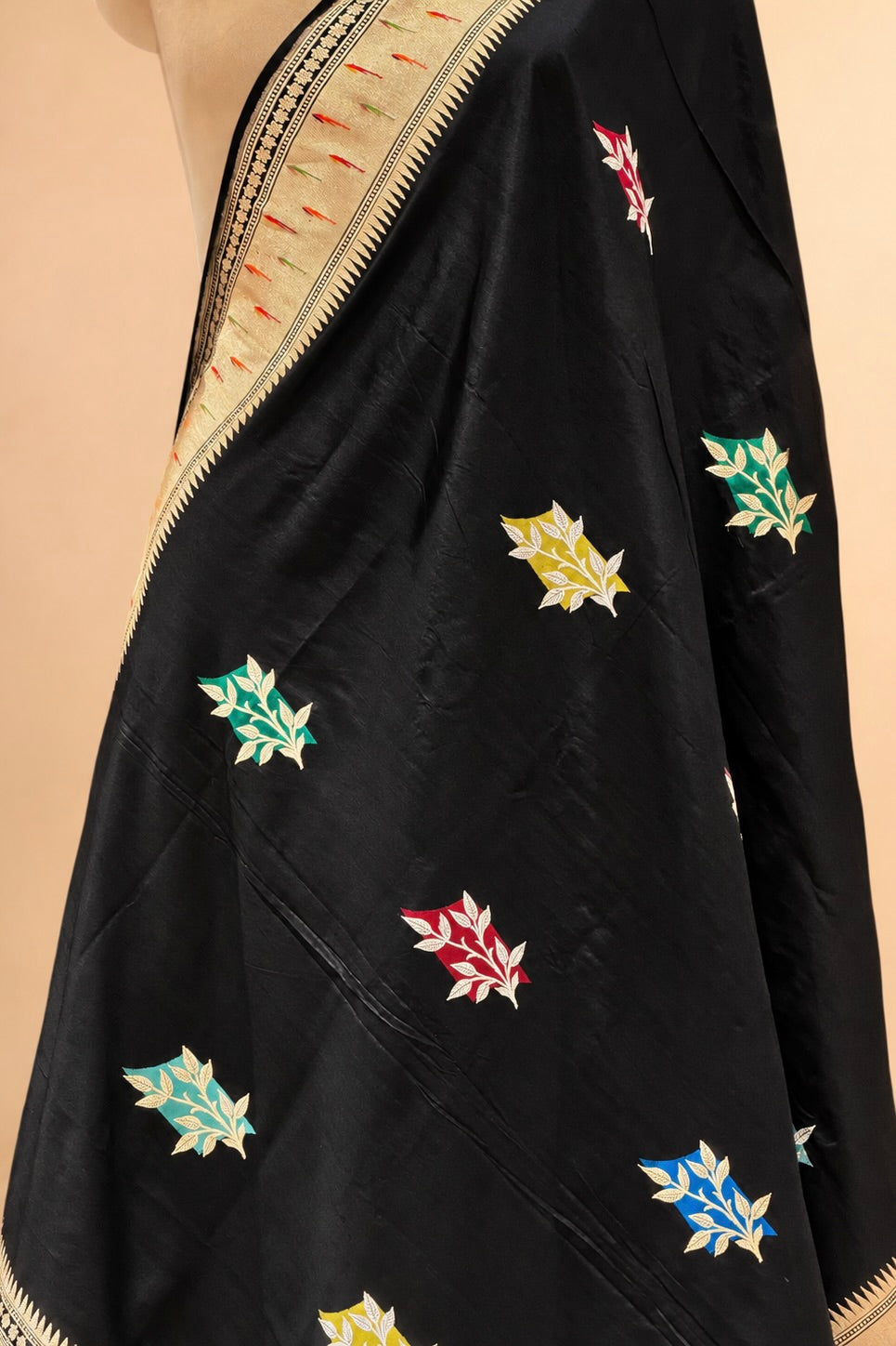 Black Pure Katan Silk Paithani Border Dupatta 