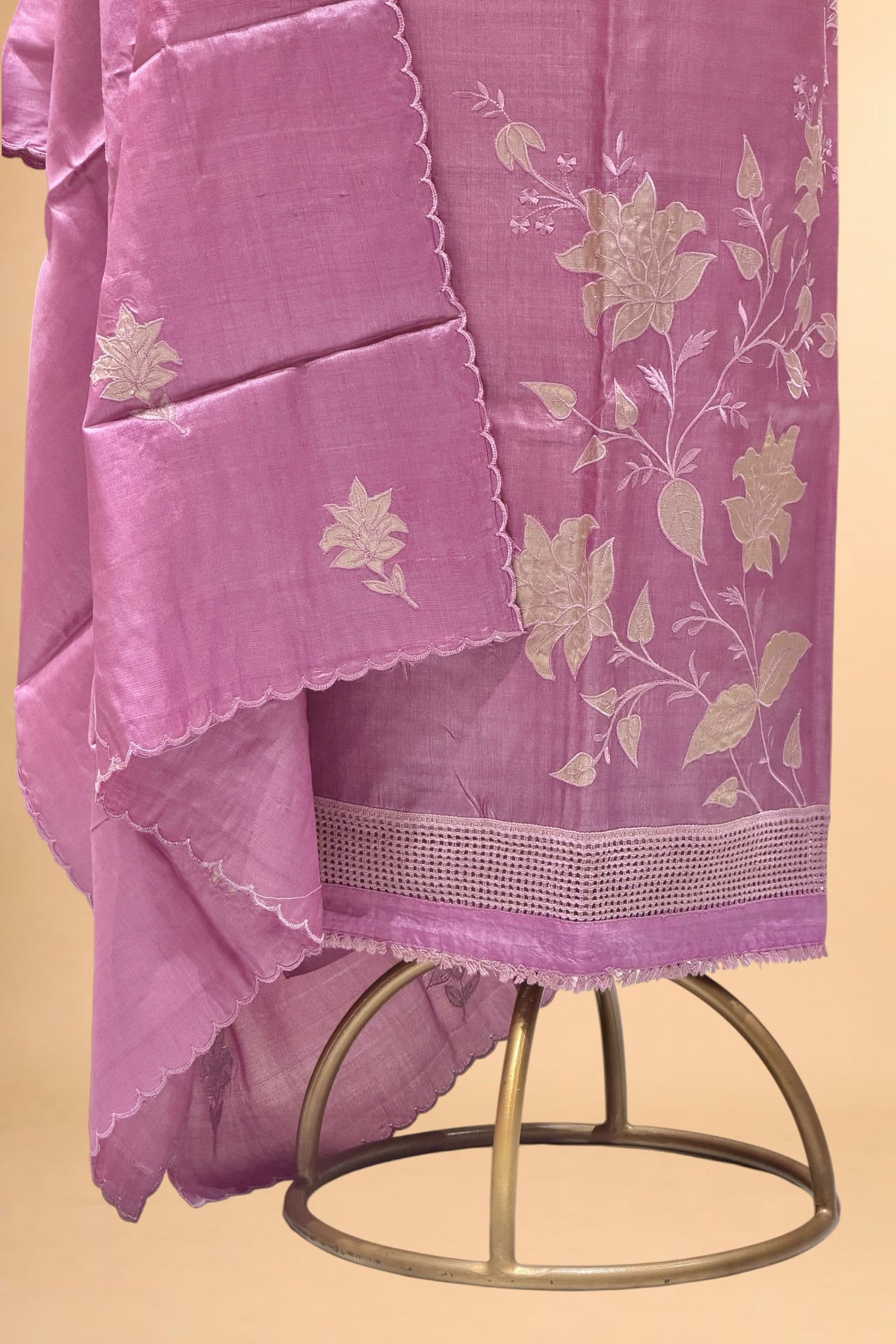 Lavender Pink Pure Tusser Silk Suit Set with Tissue Appliqué Pattern
