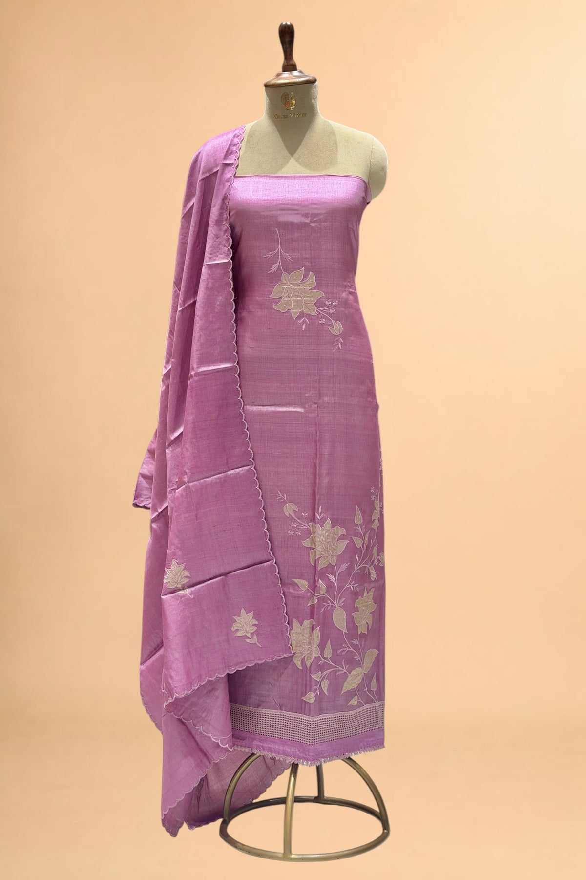 Lavender Pink Pure Tusser Silk Suit Set with Tissue Appliqué Pattern