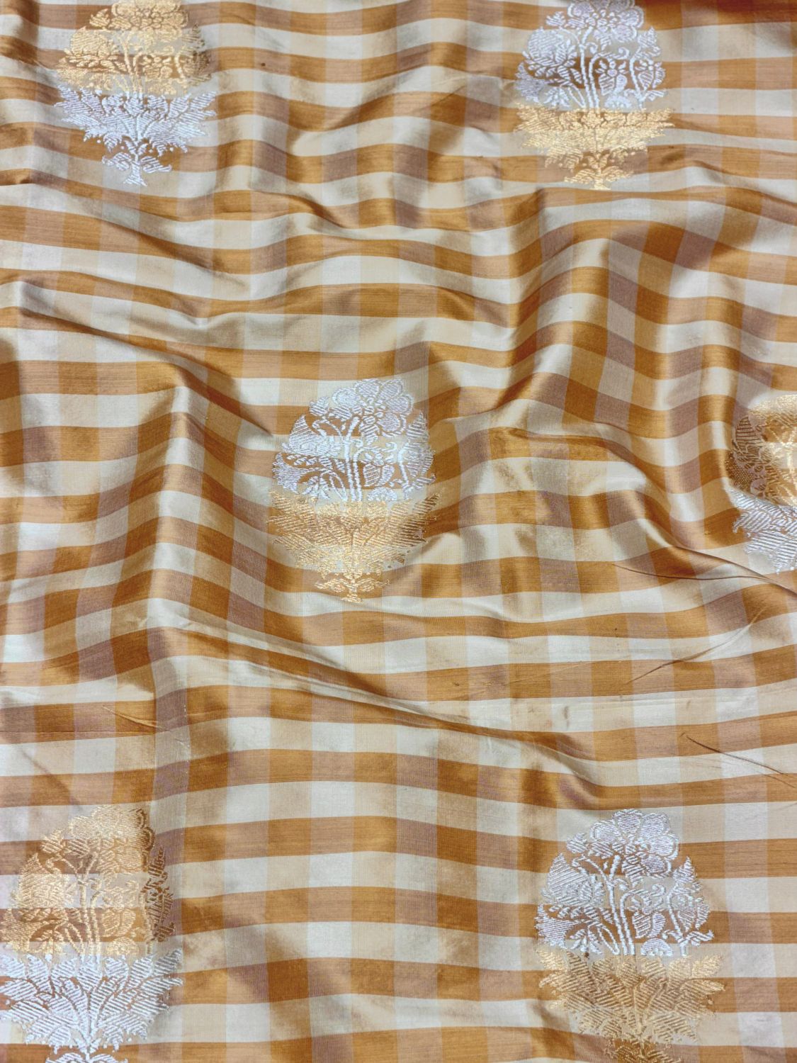 Pure Katan Silk Sona-Rupa Kadhwa Floral Motif with Checkered Pattern