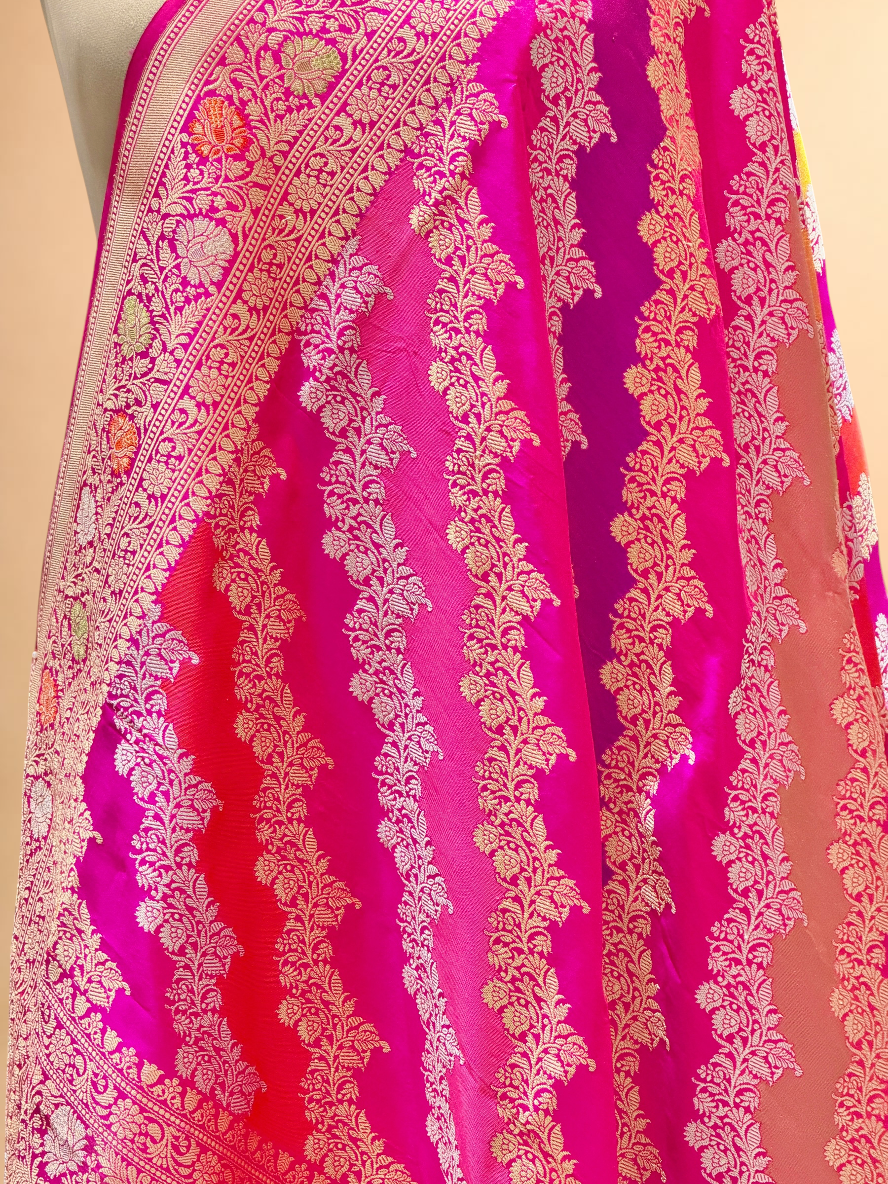 Rangkaat Pure Katan Silk Banarasi Handloom Dupatta