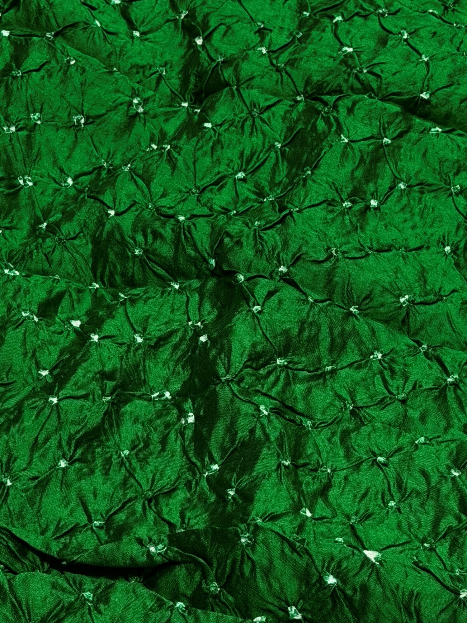 Emerald Green Chiniya Silk Fabric With Bandhani