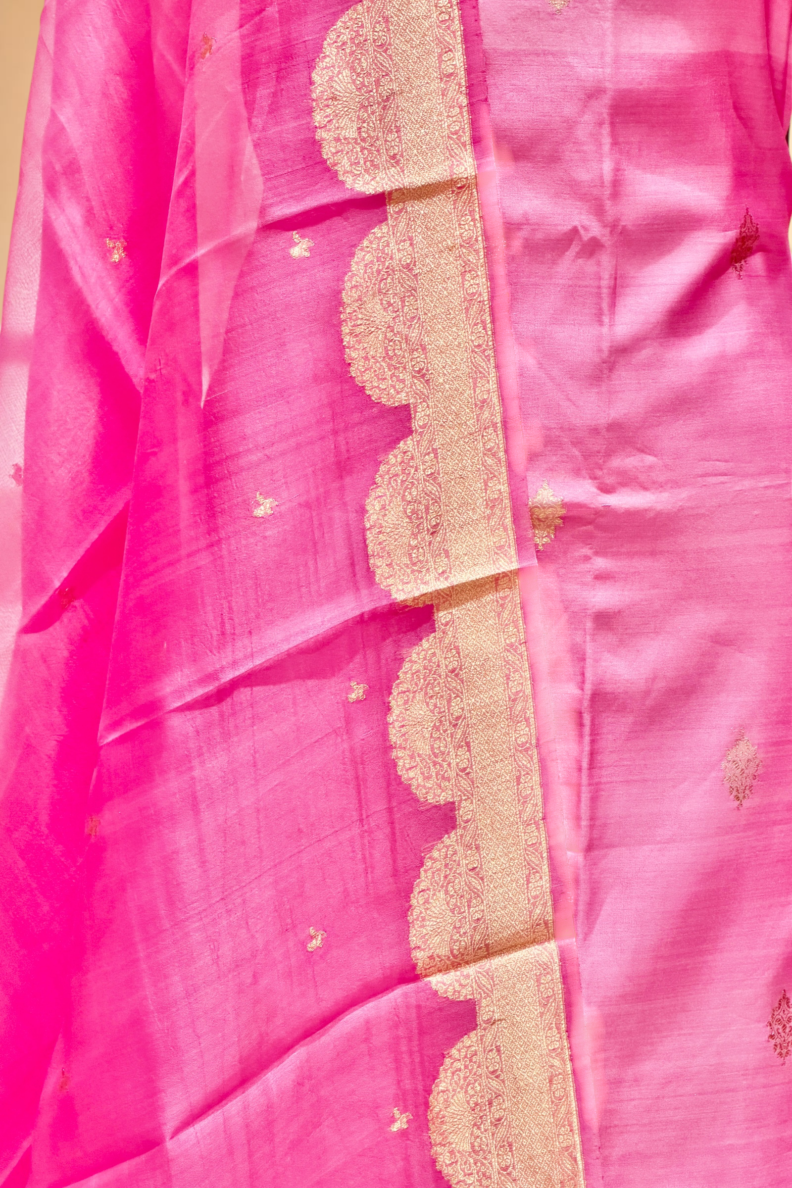 Soft Pink Soft Silk Suit Set With Organza Dupatta