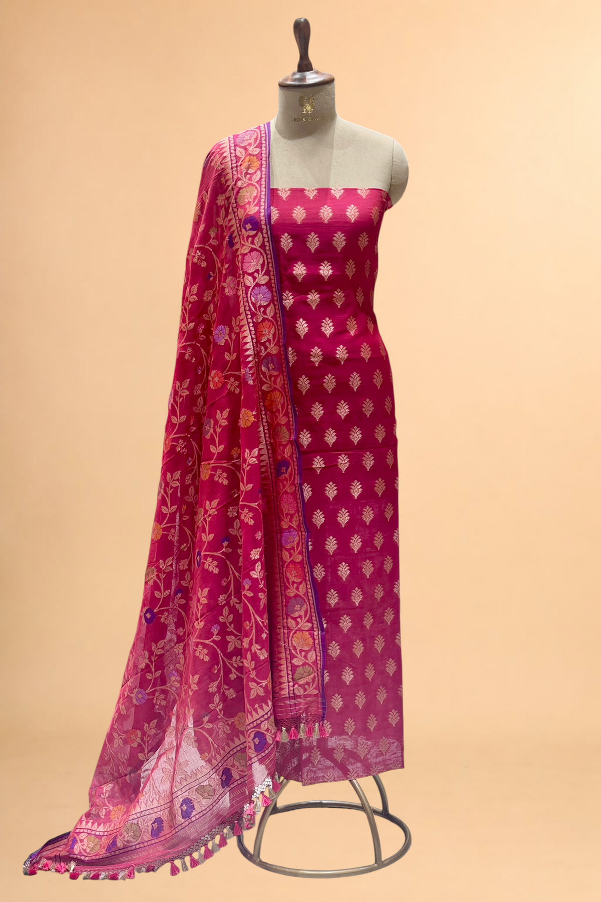 Magenta Pink Pure Cotton Iktara Jamdani Suit Set