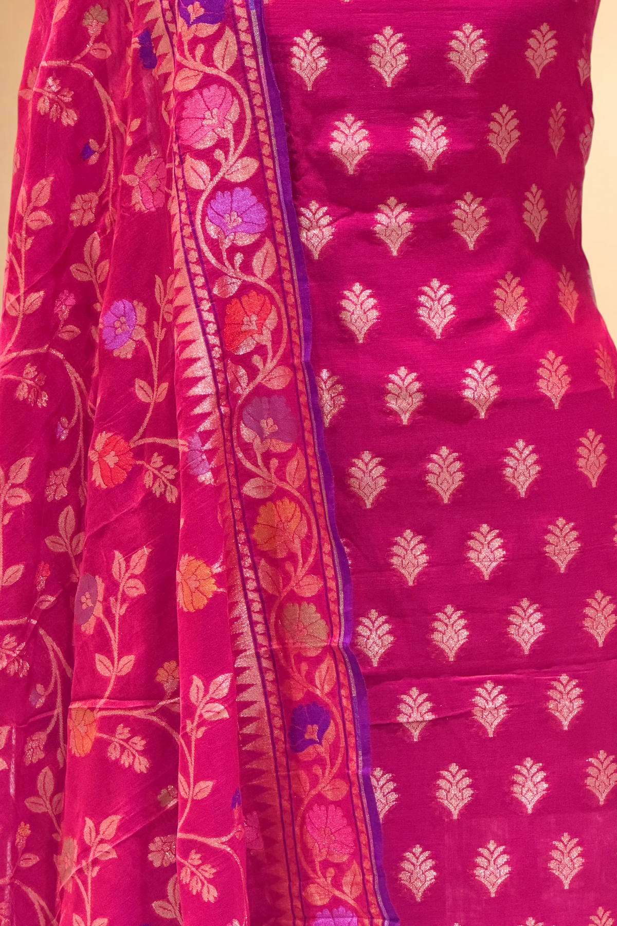 Magenta Pink Pure Cotton Iktara Jamdani Suit Set