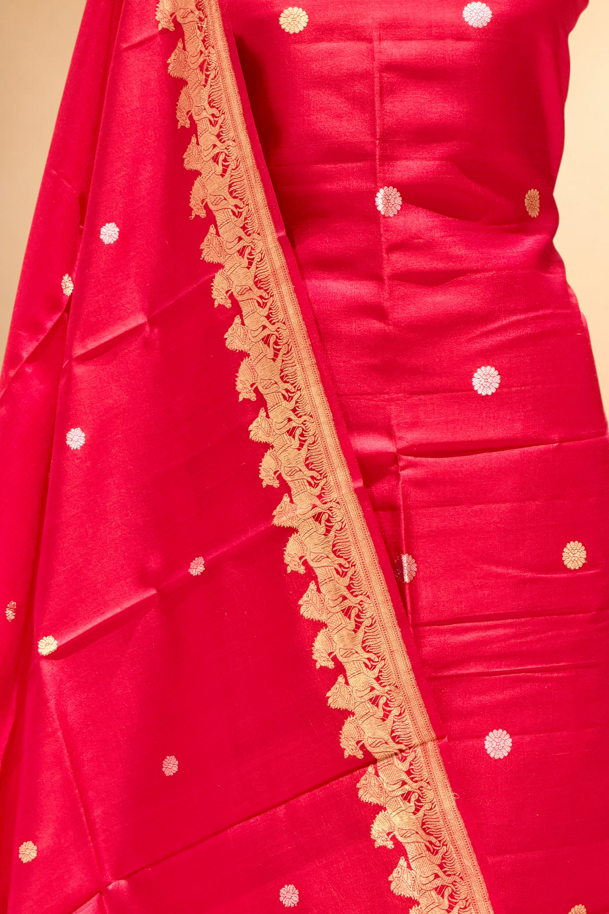 Red Pure Soft Silk Suit Set with Horse Motif Border