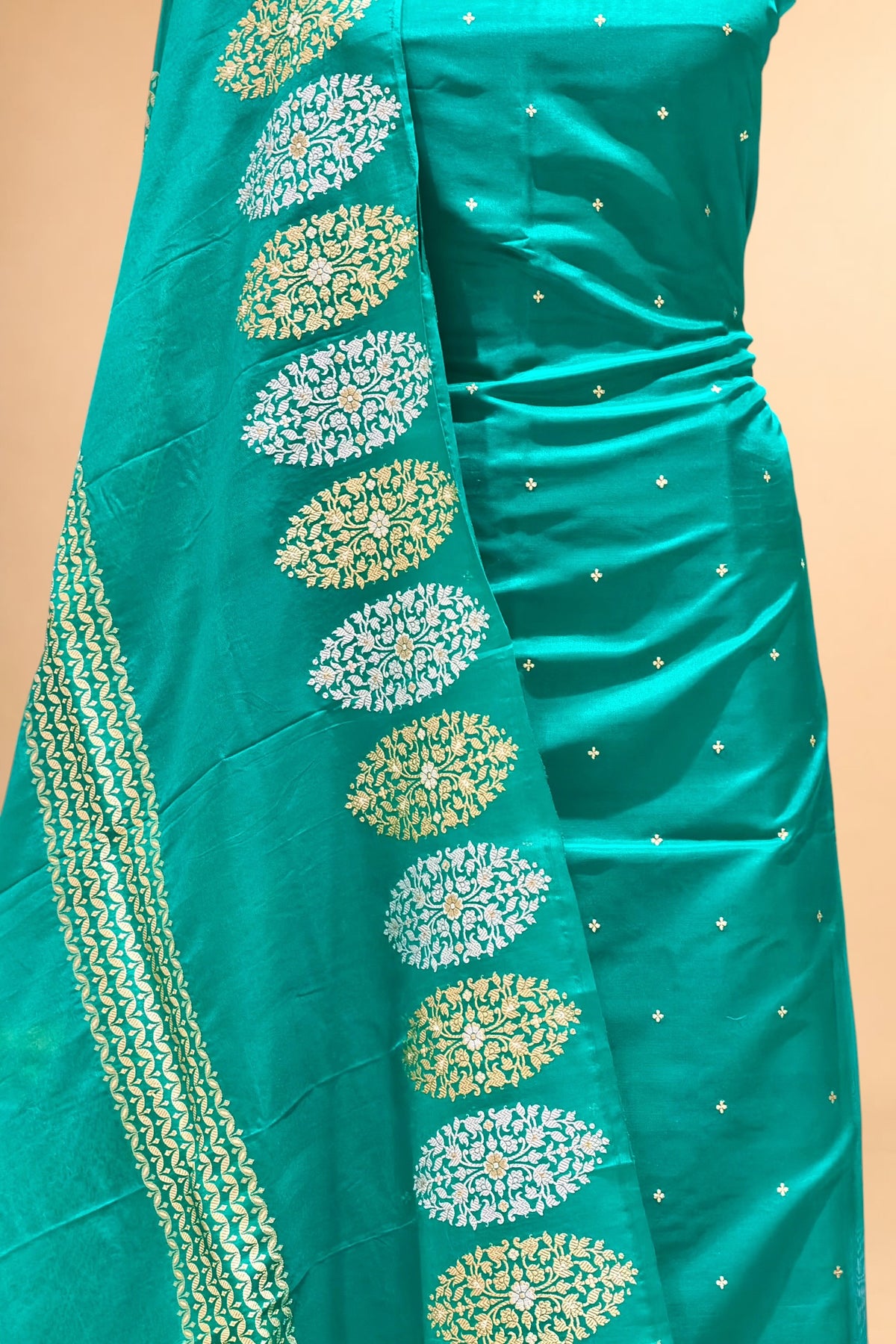 Peacock Green Banarasi Pure Katan Silk Suit Set