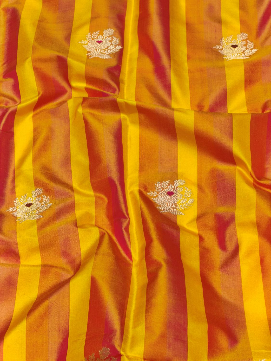 Rangkaat Stripes Pure Katan Silk With Meena Kadhwa Floral Boota