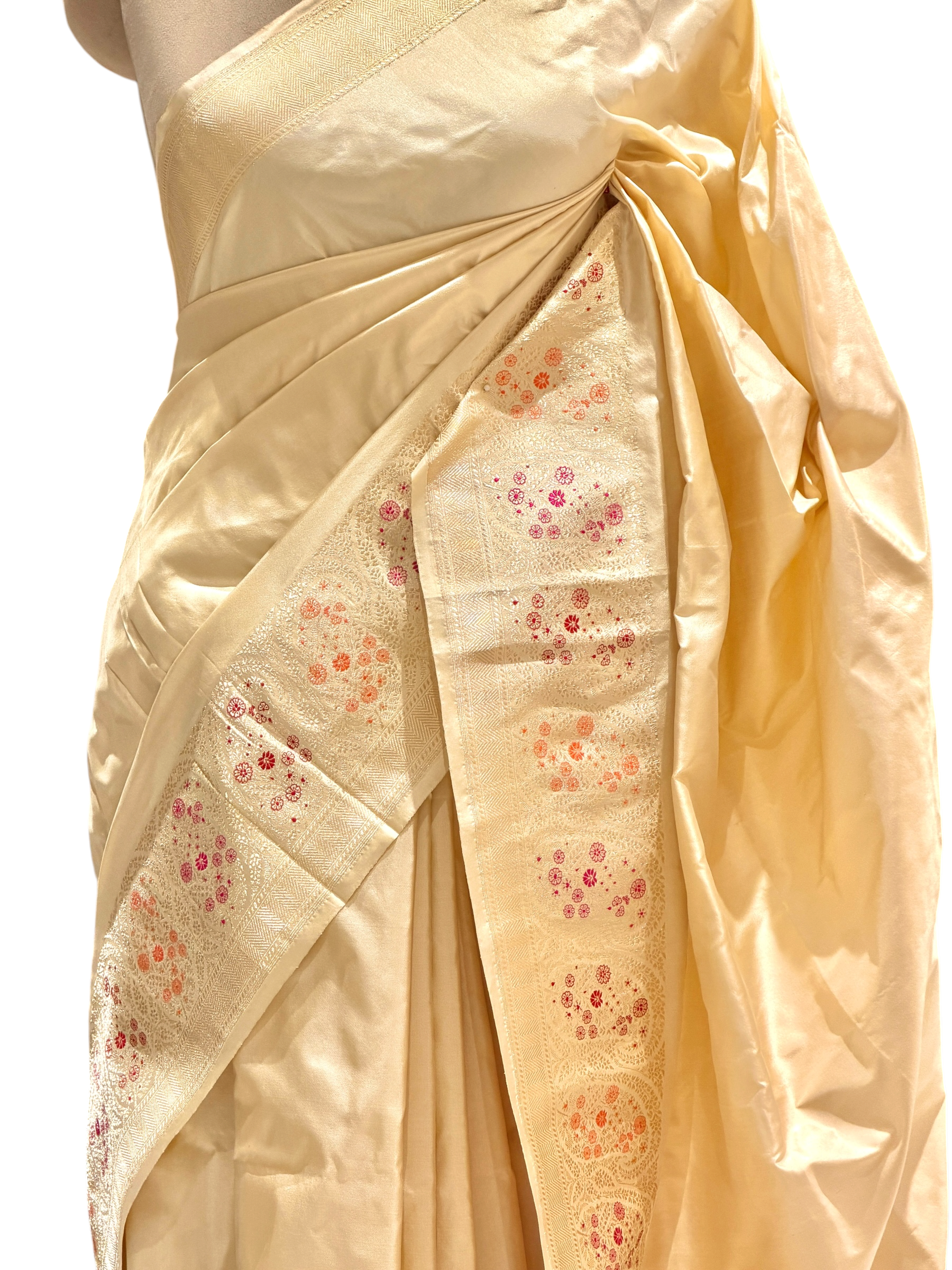 Warm Ivory Katan Silk Saree with Paisley Border | Onam Collection