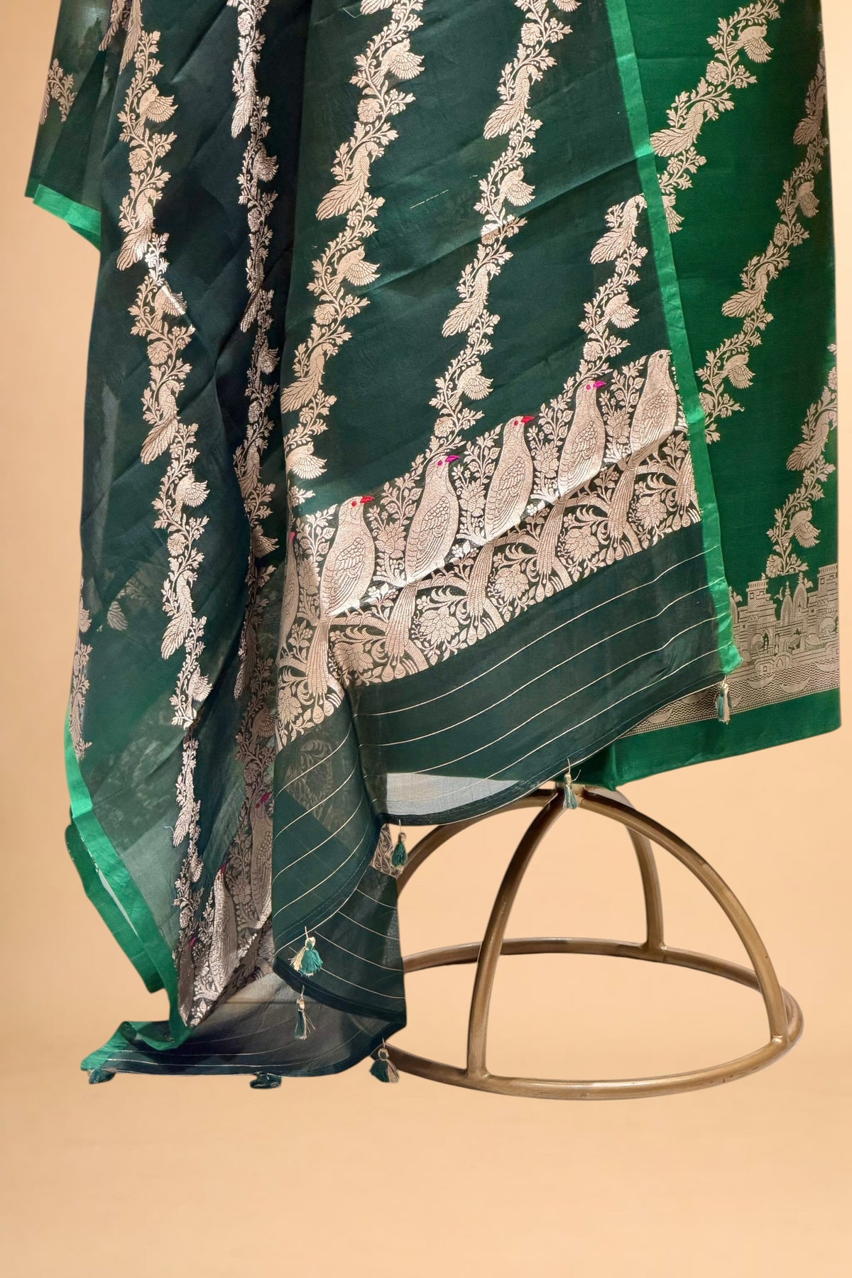 Green Banarasi Soft Silk Suit Set With Organza Dupatta