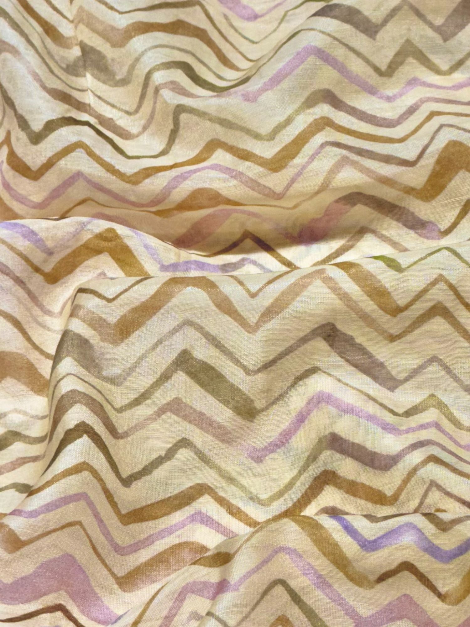 Pastel Wave Printed Mul Fabric