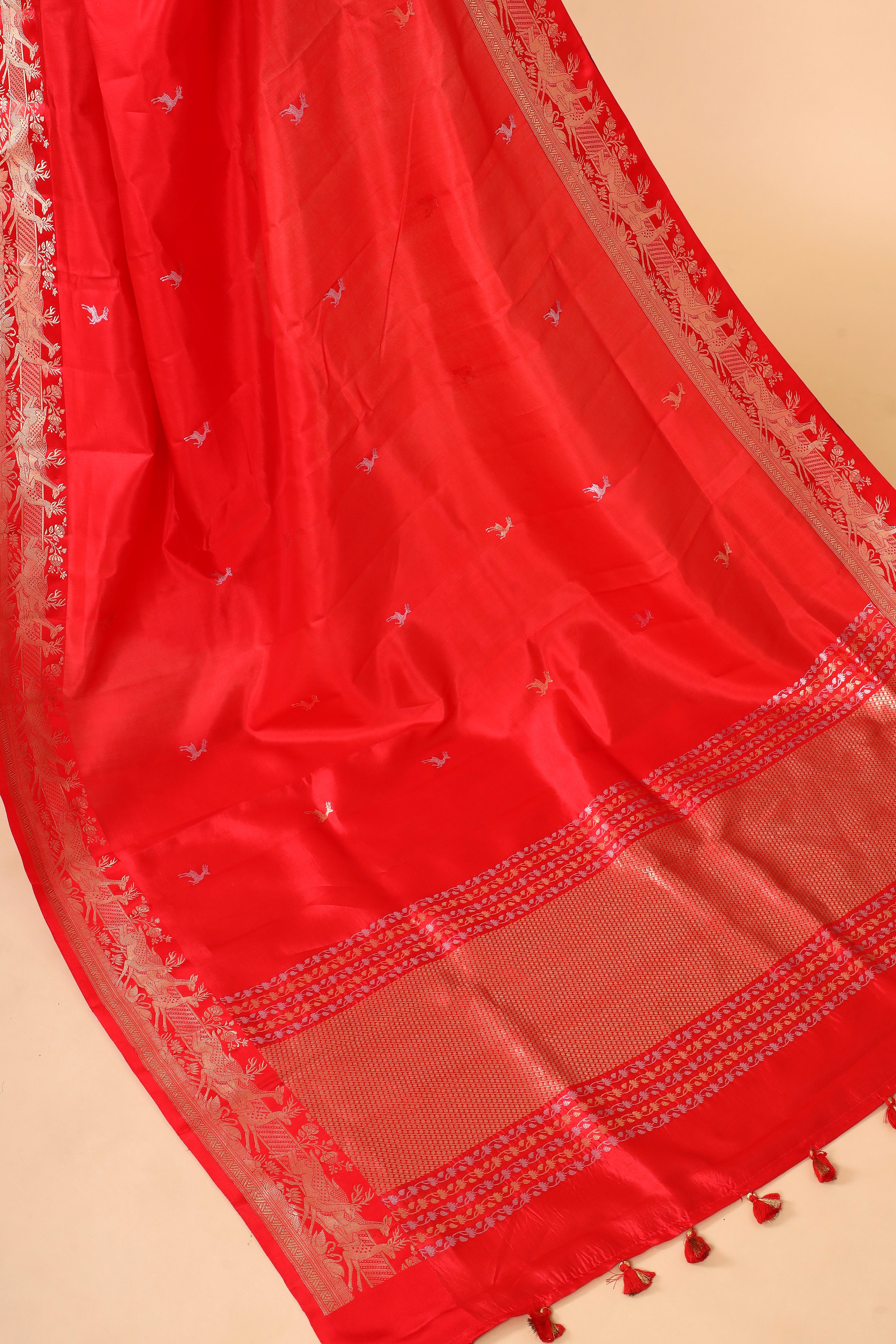 Red Handwoven Pure Banarasi Soft Silk Saree