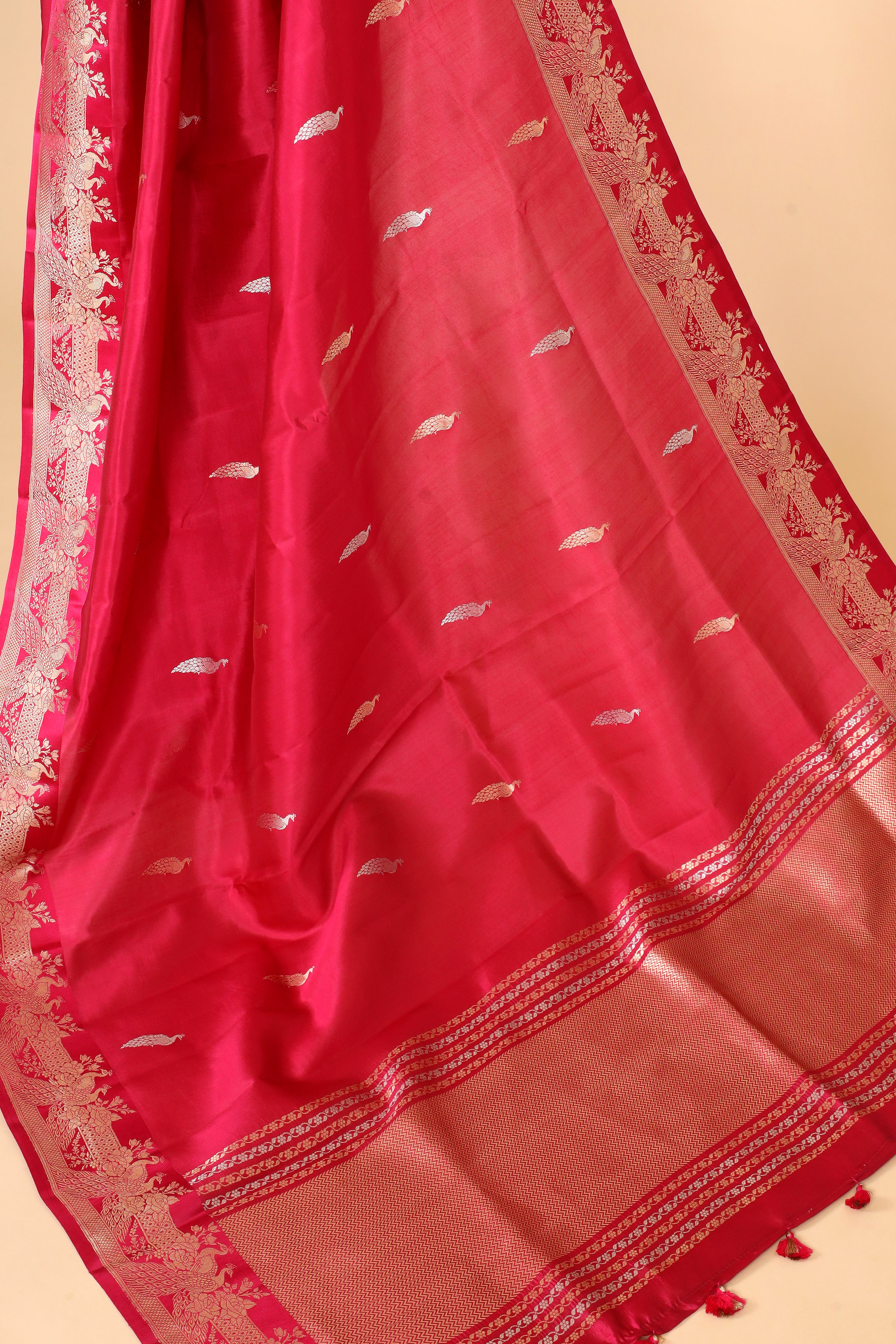 Deep Pink Handwoven Pure Banarasi Soft Silk Saree
