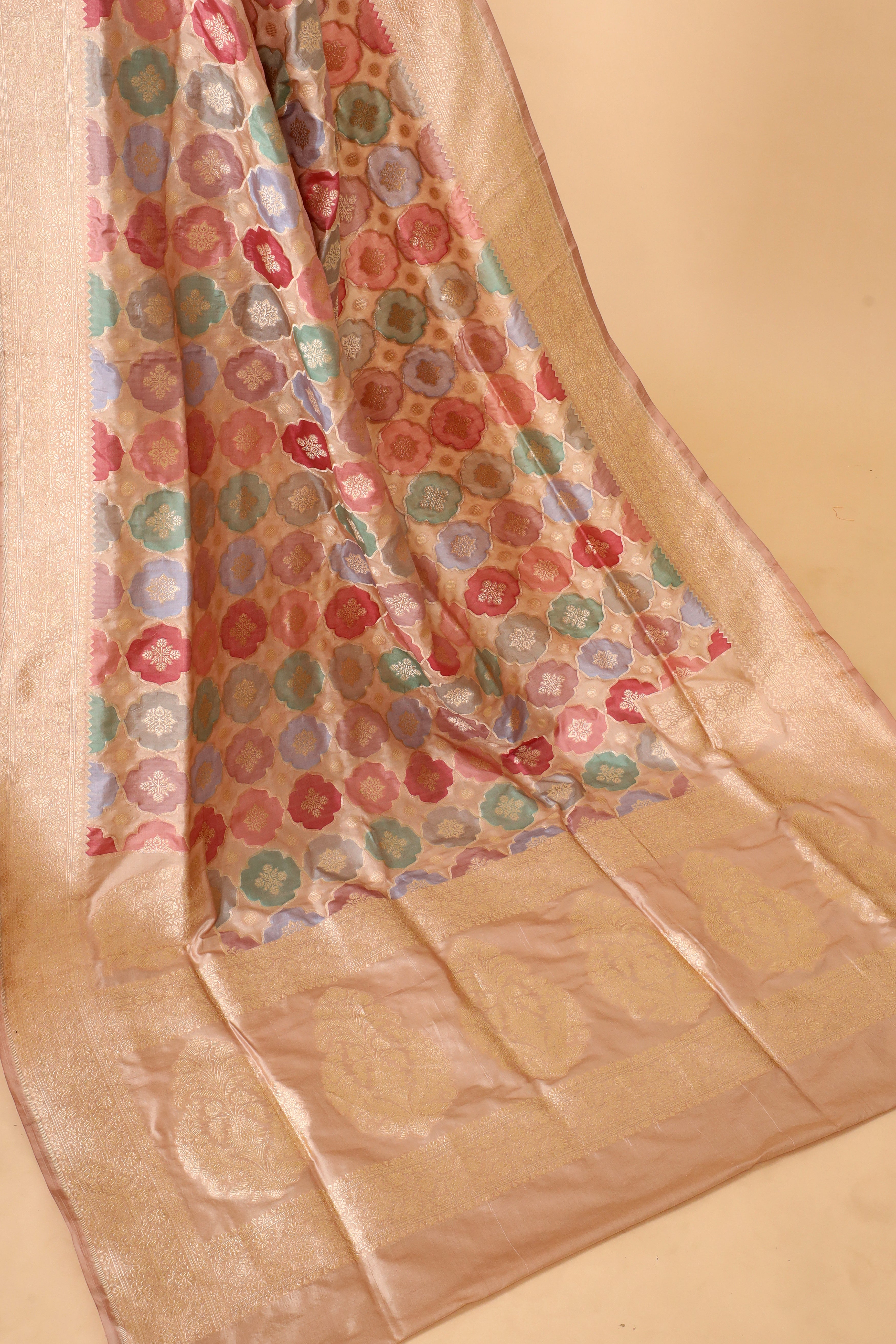 Rangkaat Handwoven Pure Banarasi Katan Silk Saree