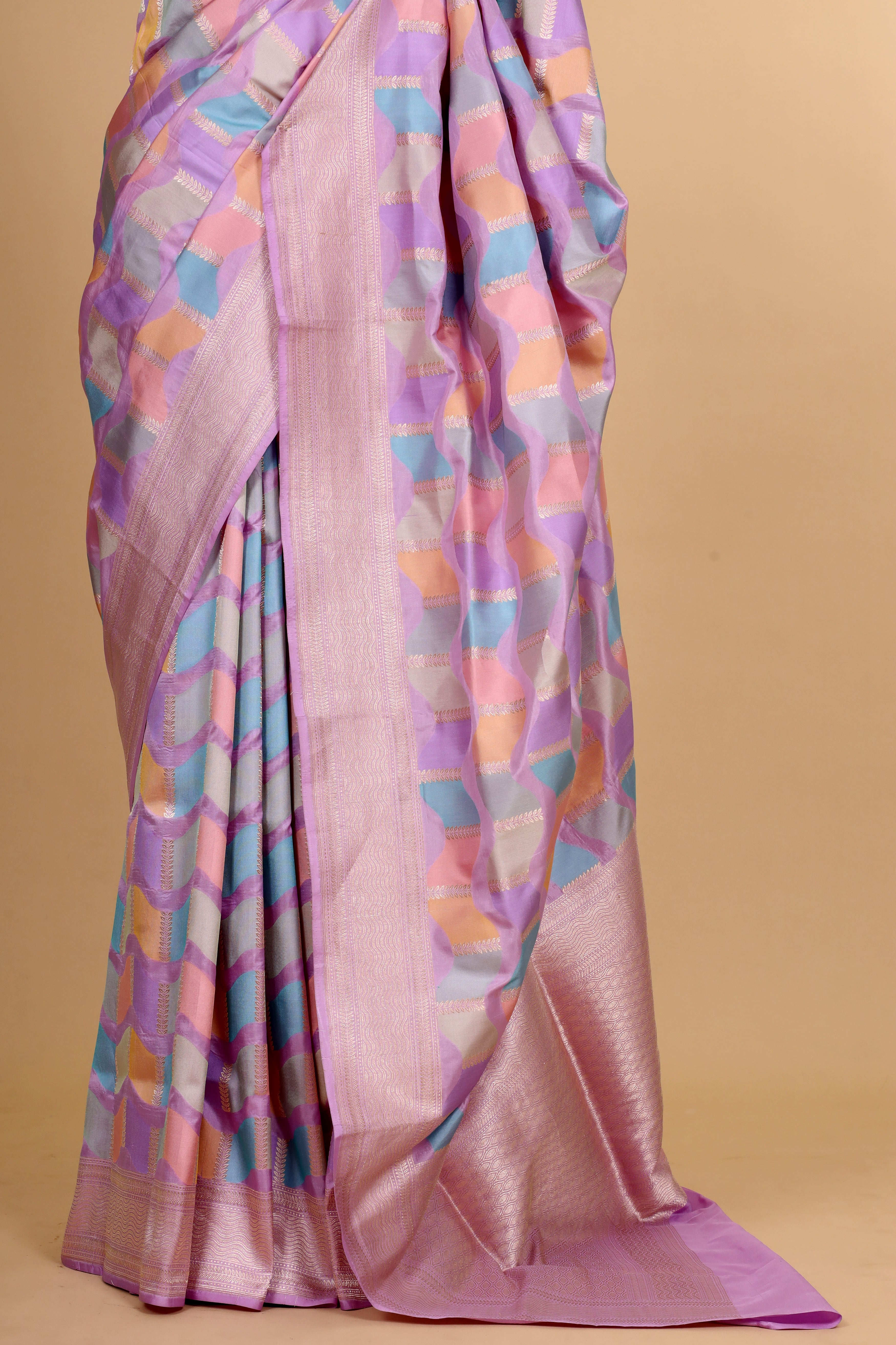 Lavender Rangkaat Pure Banarasi Handloom Katan Silk Saree