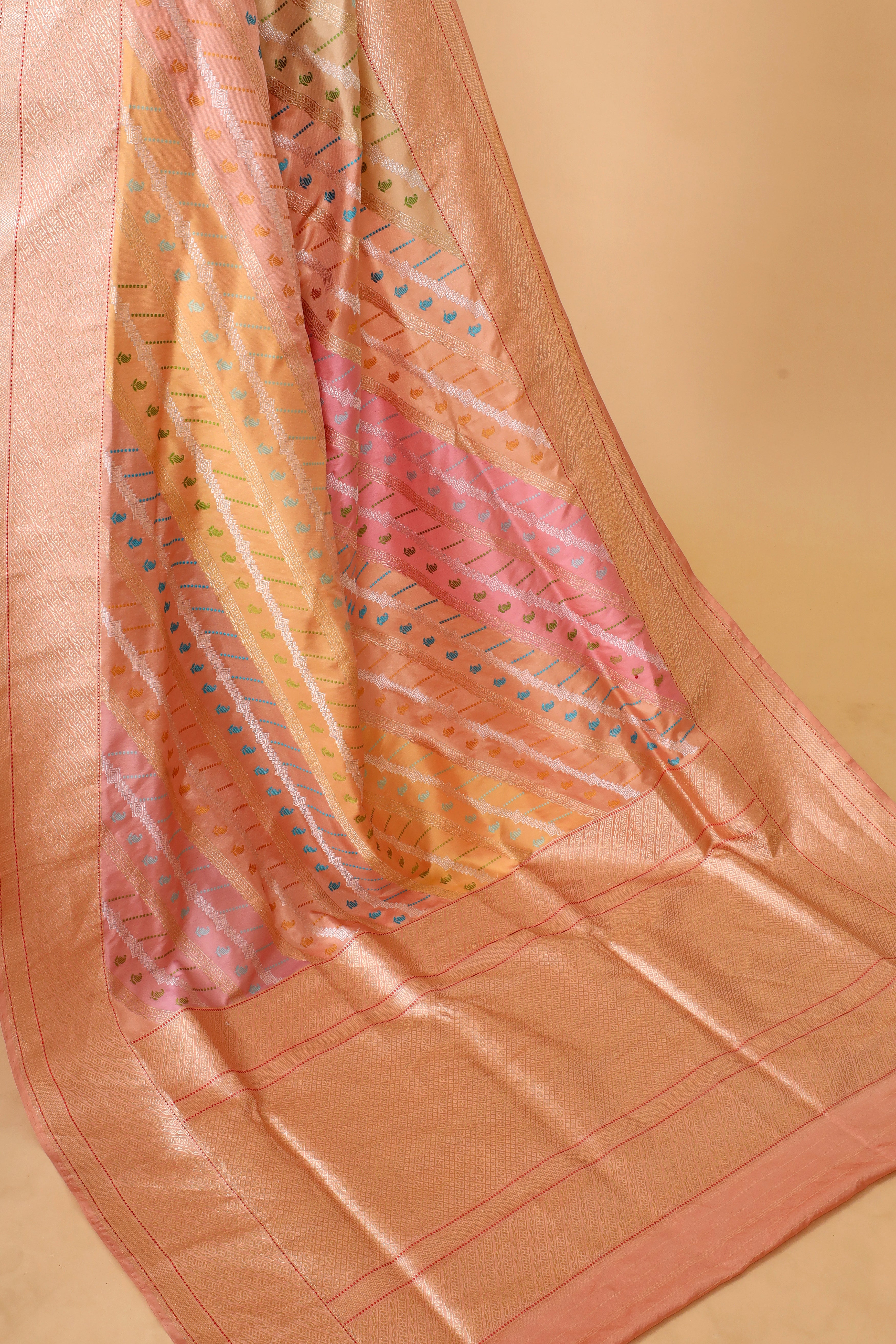 Peach Rangkaat Meenakari Banarasi Handloom Pure Katan Silk Saree