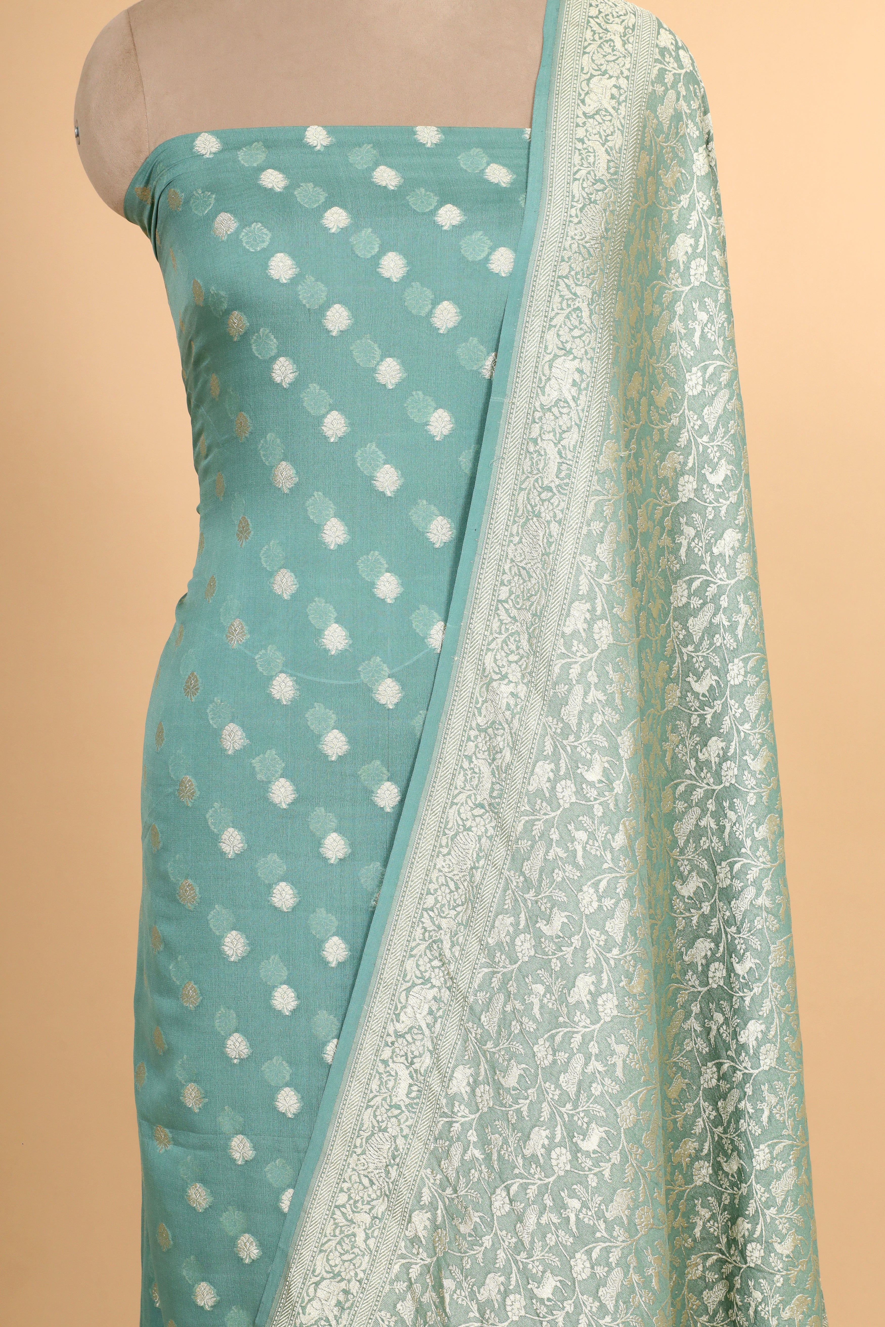 Aqua Blue Georgette Khaddi Suitsets with Shikarghah Dupatta