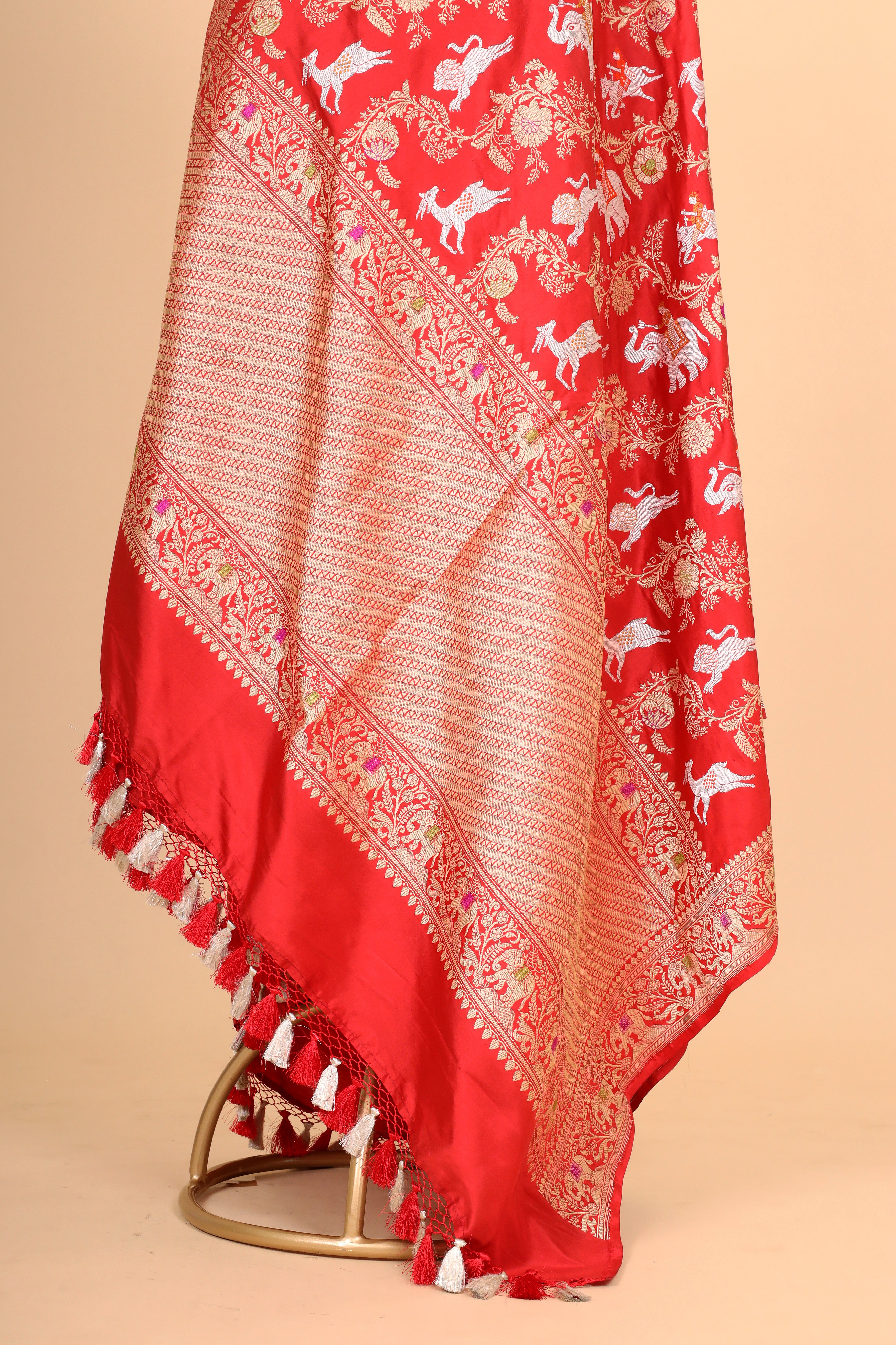 Red Shikarghah Meenakari Pure Katan Silk Banarasi Handloom Dupatta