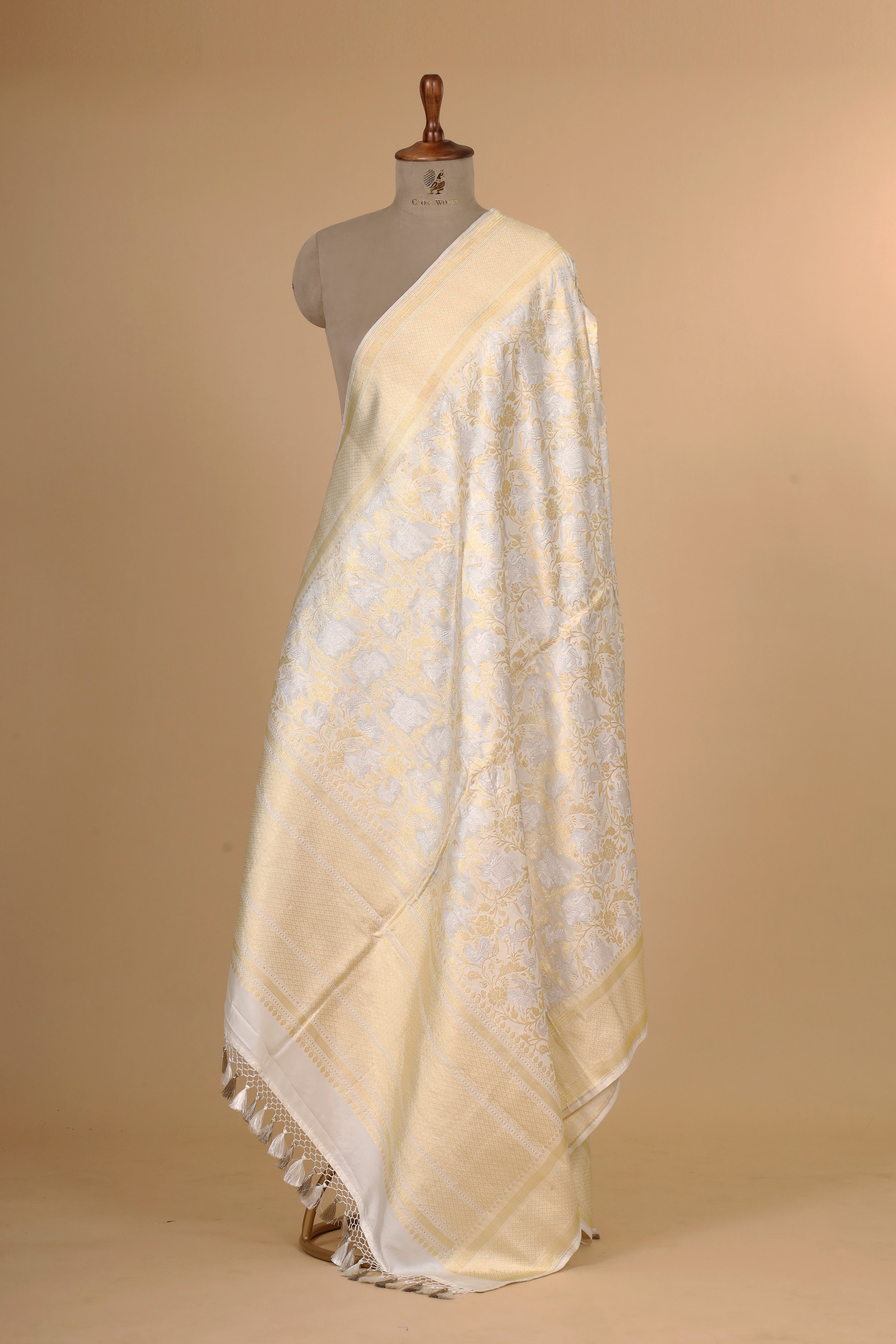 White Shikarghah Sona-Rupa Pure Katan Silk Banarasi Handloom Dupatta
