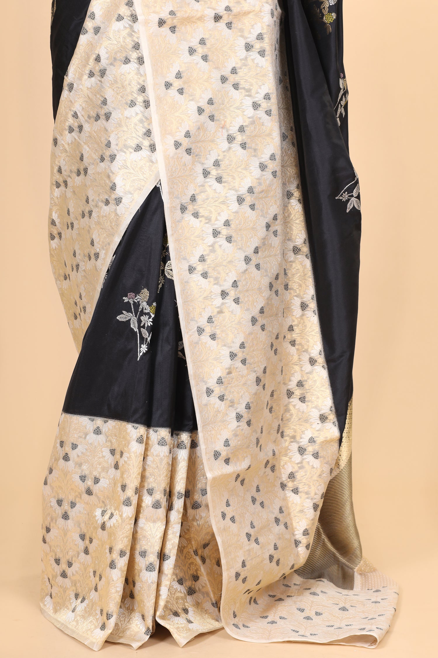 Black Handwoven Pure Banarasi Katan Silk Saree with Tisue Border